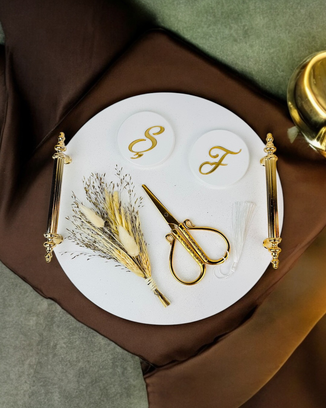 Cyzhome Commitment Gold Polyester Nişan Tepsisi Cyzhome Commitment Gold Polyester Nişan Tepsisi