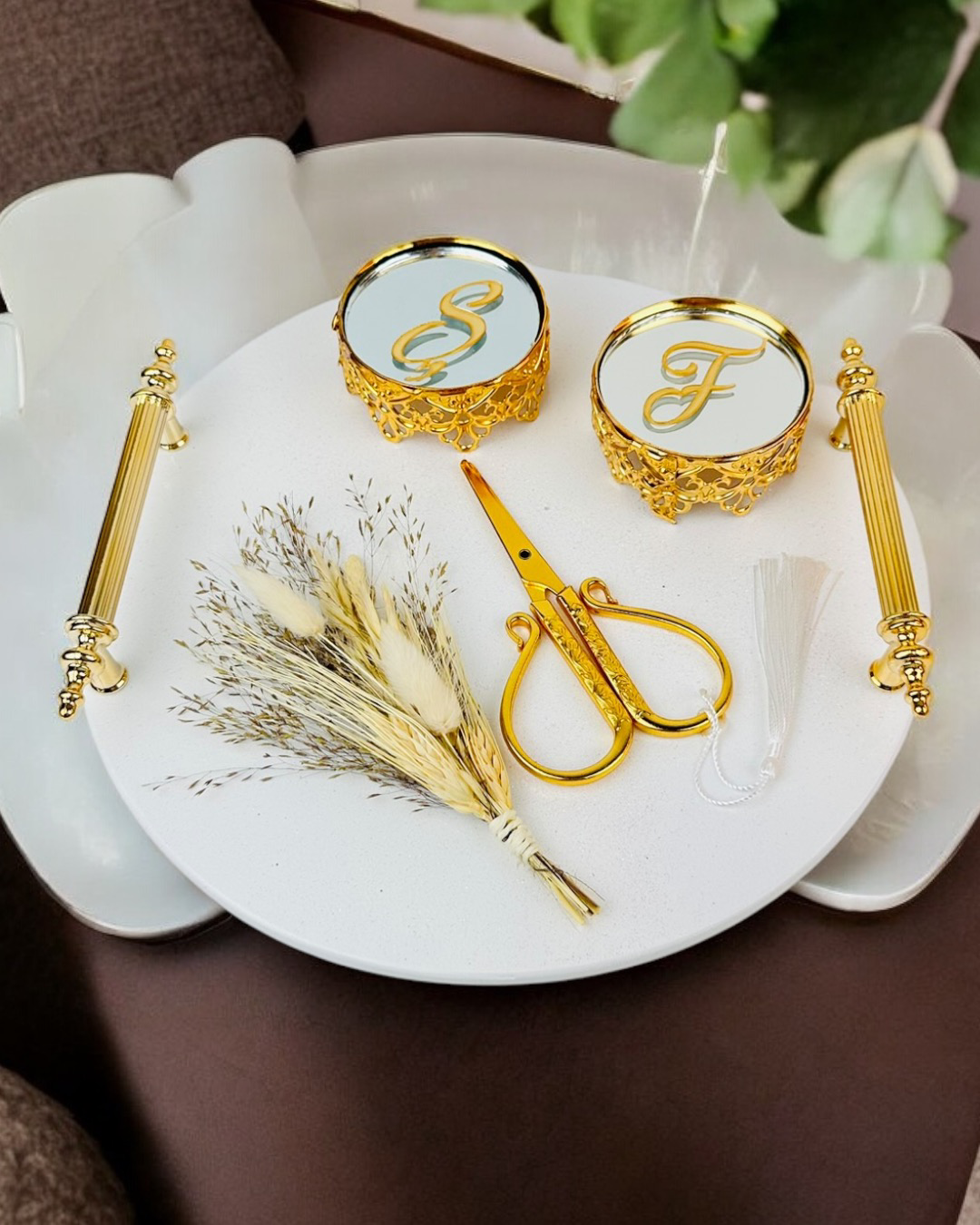 Cyzhome Commitment Gold Polyester Nişan Tepsisi Cyzhome Commitment Gold Polyester Nişan Tepsisi