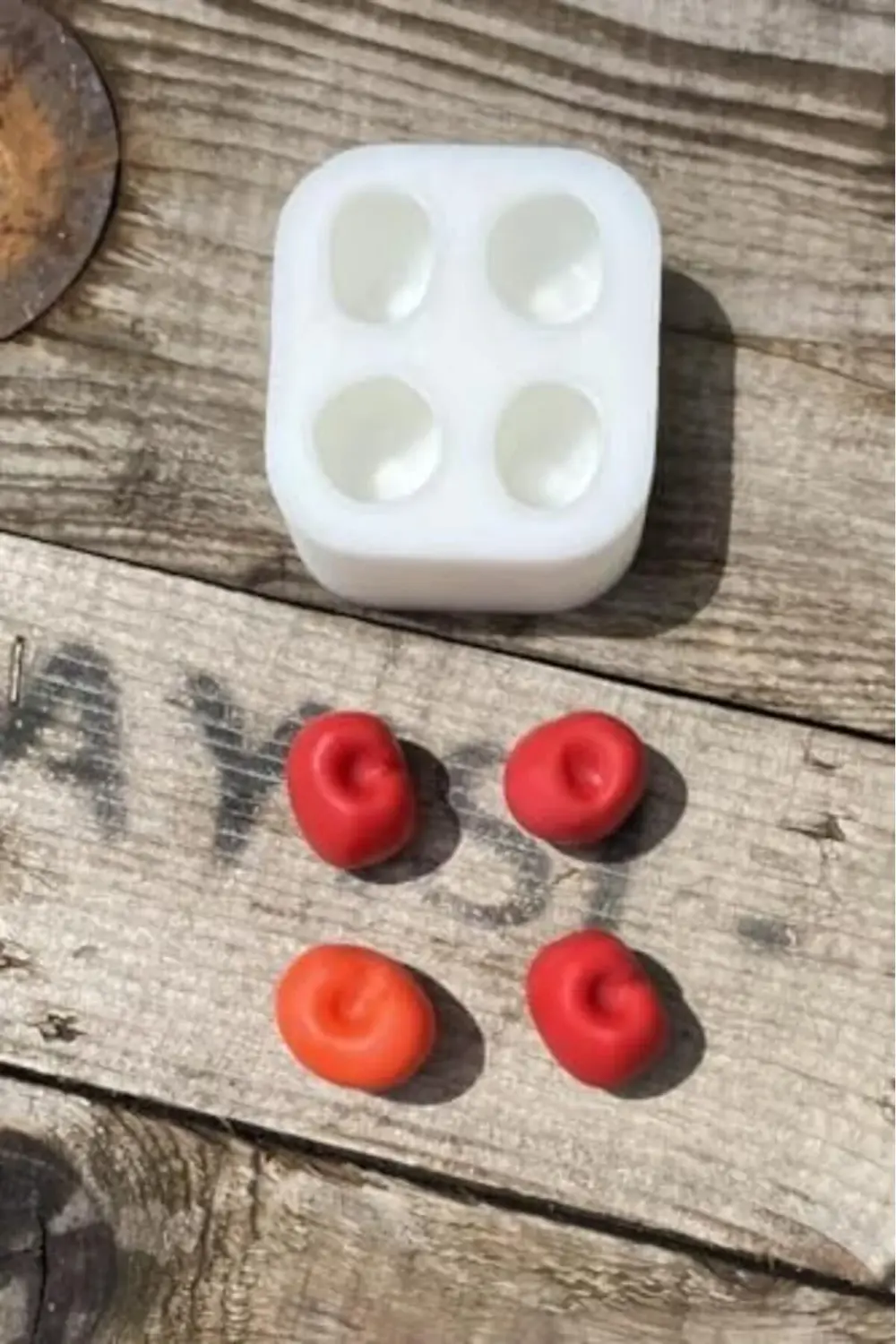 Concept Kiraz Dörtlü Mum Kalıbı (Silikon) (2,5 x 2 x 1,8 cm) (Küç