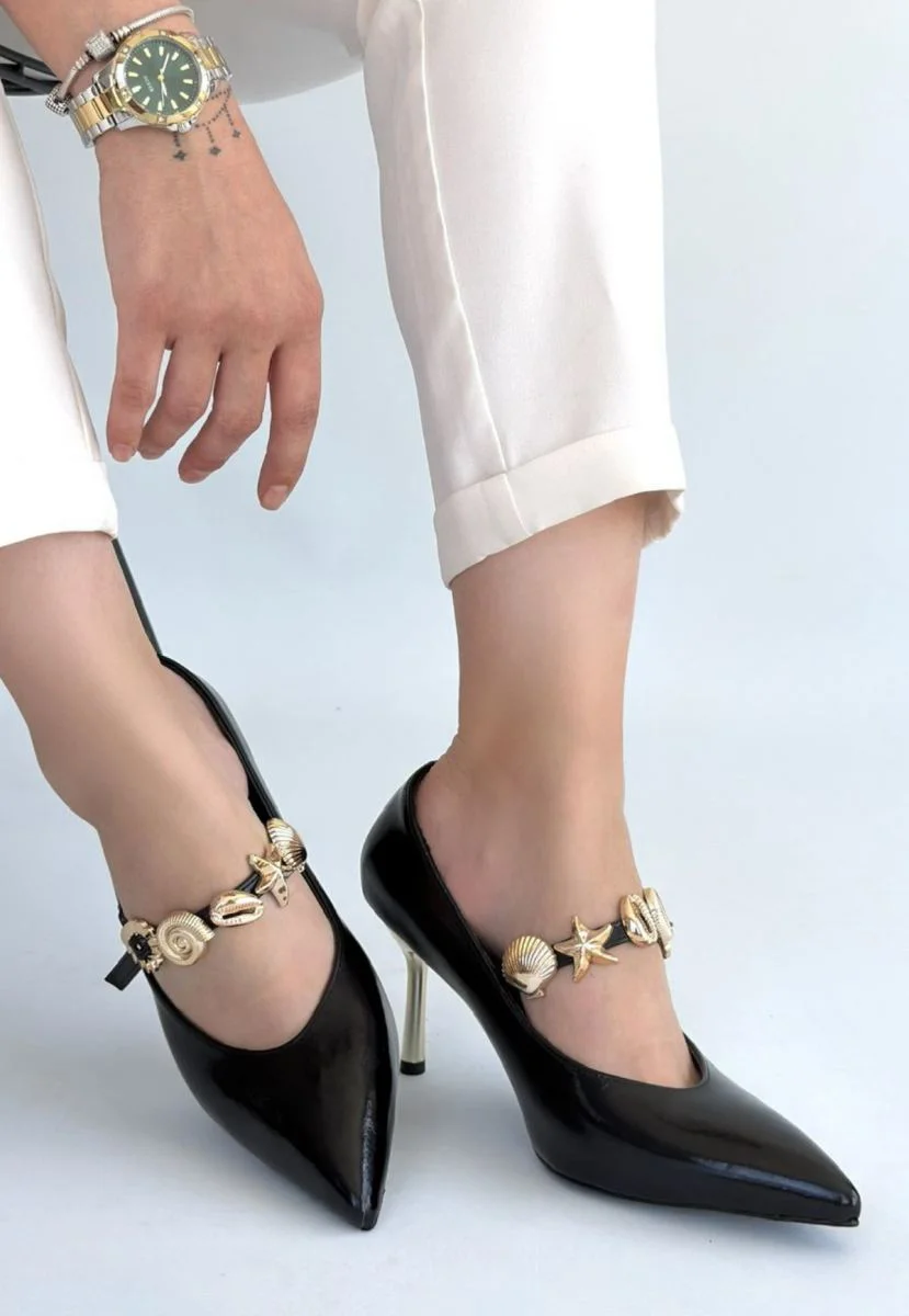 Conne Siyah Cilt Stiletto Ayakkabı Conne Siyah Cilt Stiletto Ayakkabı