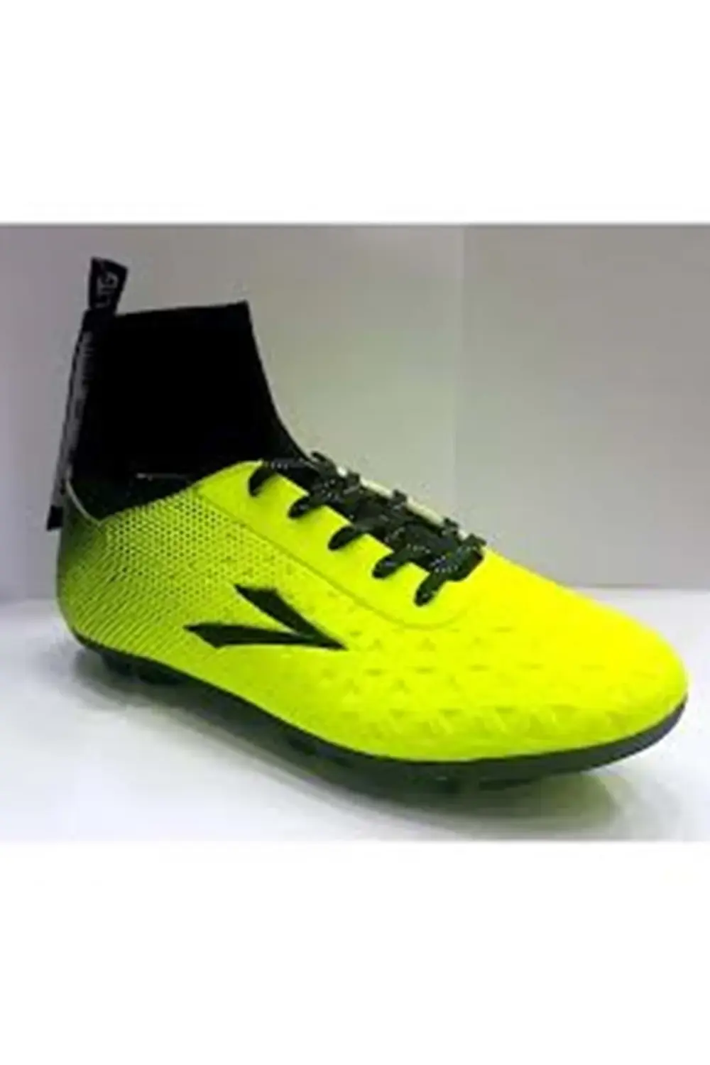 Çoraplı Krampon Simav Siyah Futbol Ayakkabısı