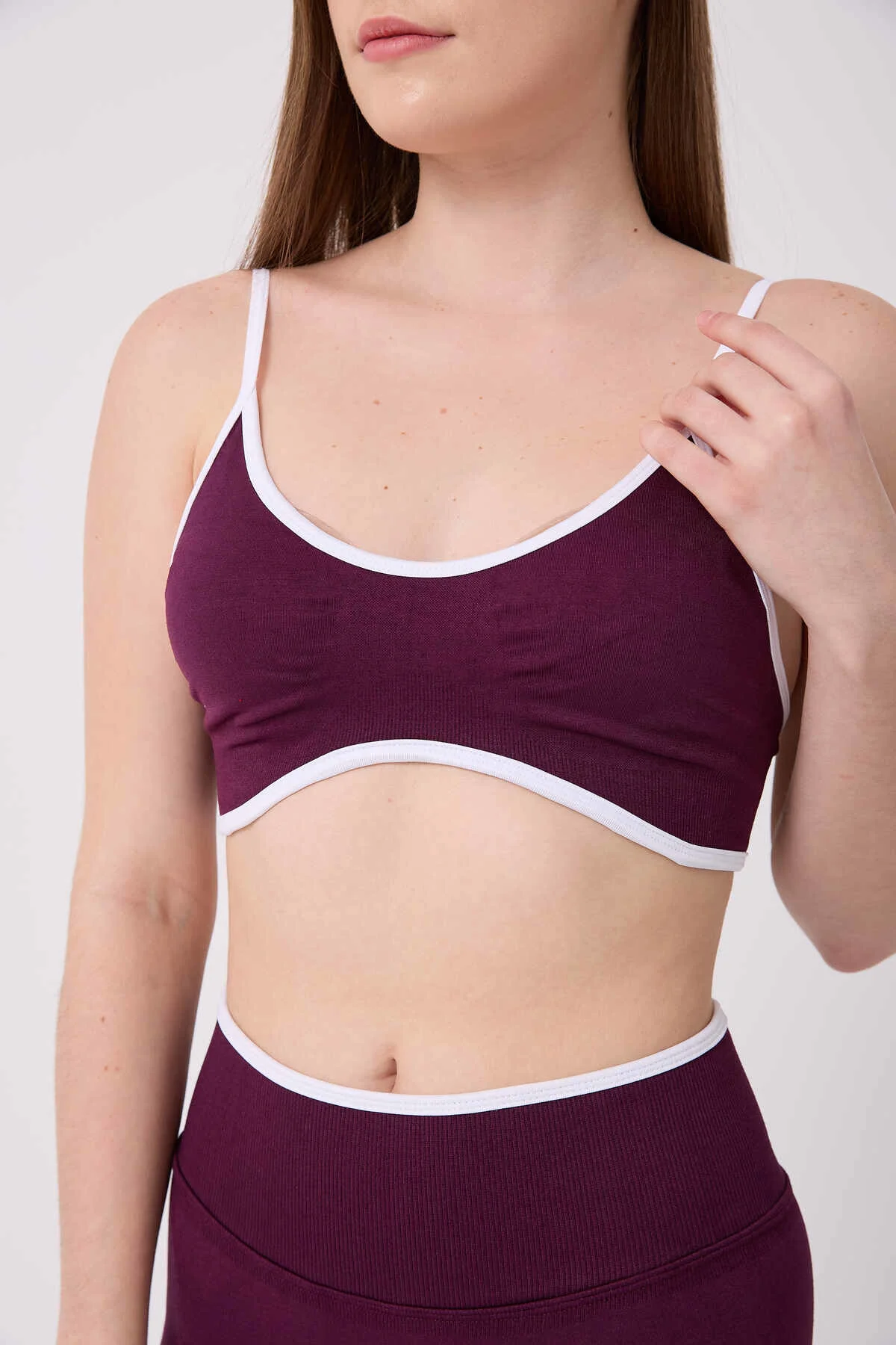 CoreLine Biye Detaylı Esnek Seamless Spor Bra