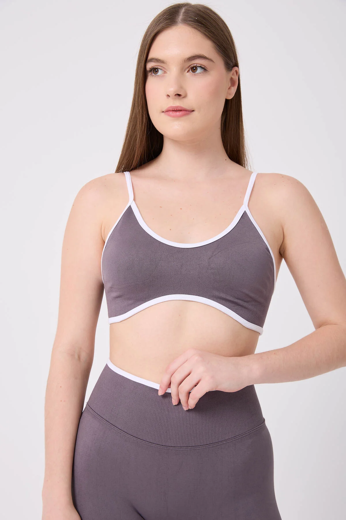 CoreLine Biye Detaylı Esnek Seamless Spor Bra