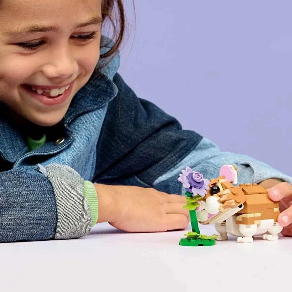 Creator 3’ü 1 Arada Sevimli Hamster ile Çiçek 31376 Creator 3’ü 1 Arada Sevimli Hamster ile Çiçek 31376