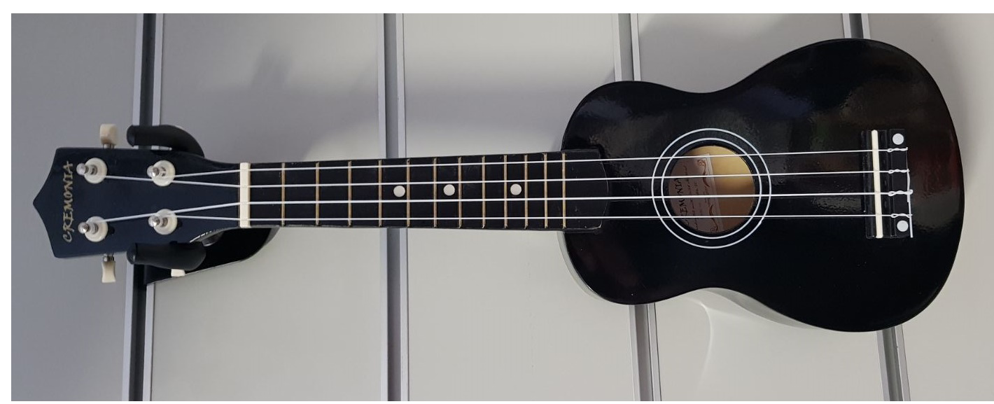 Cremonia  Au01l-21Bk Ukulele 21" Siyah , Au01l-21Bk, Sopra