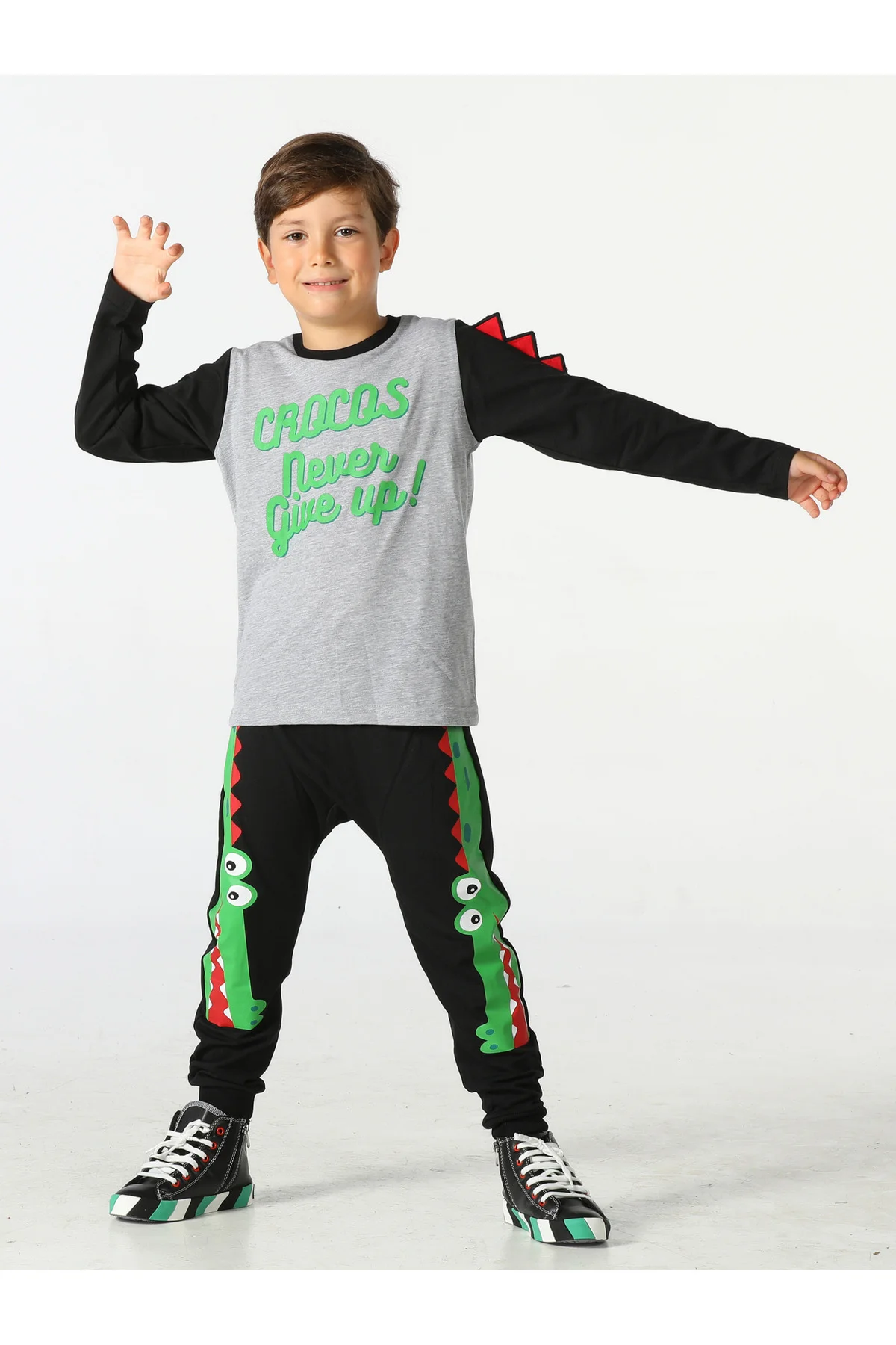 Crocos Siyah Erkek Çocuk Pantolon+T-shirt Takım