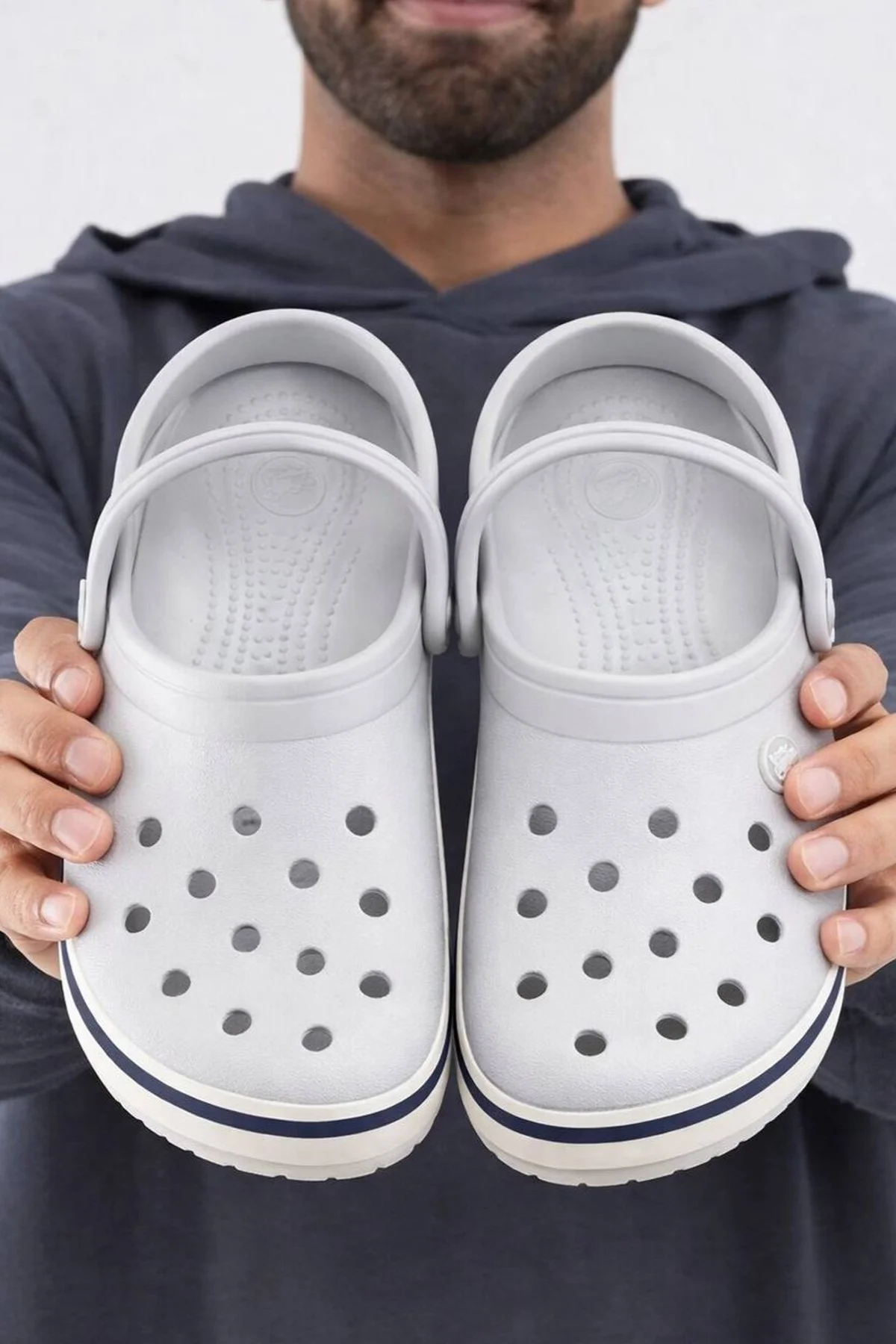 Crocs Unisex Crocband Classic Gray White Unisex Terlik Sandalet Gri Beyaz Siyah Fiyatı, Yorumları ve Özellikleri