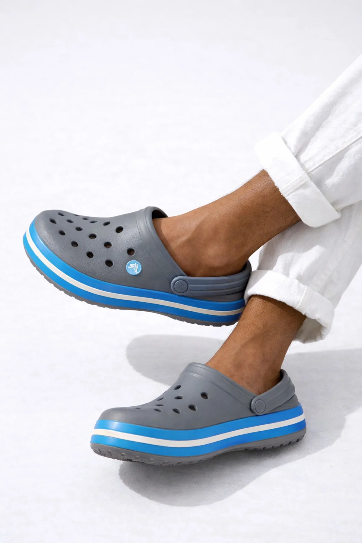Crocs Unisex Crocband Classic Unisex Terlik Sandalet Gri Beyaz Siyah Crocs Unisex Crocband Classic Unisex Terlik Sandalet Gri Beyaz Siyah Fiyatı, Yorumları ve Özellikleri