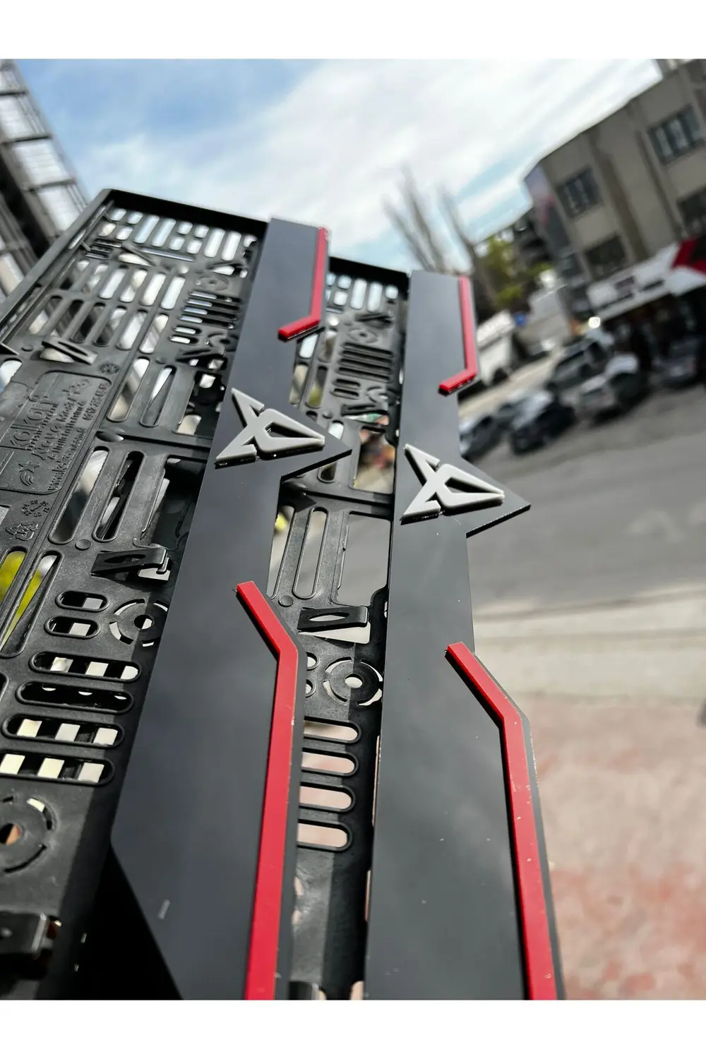 CUPRA LOGOLU LİP MODEL Pleksi Plakalık