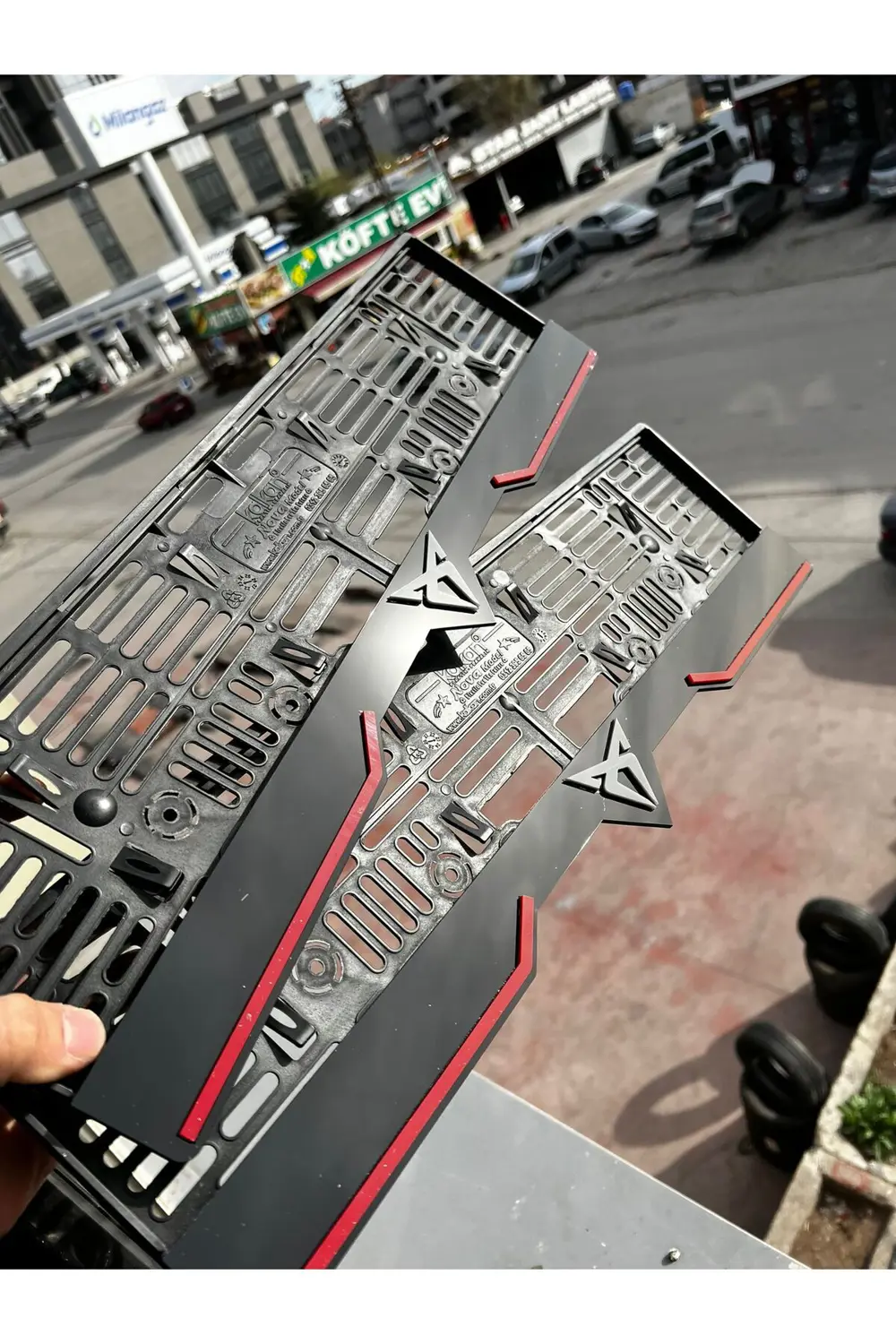 CUPRA LOGOLU LİP MODEL Pleksi Plakalık