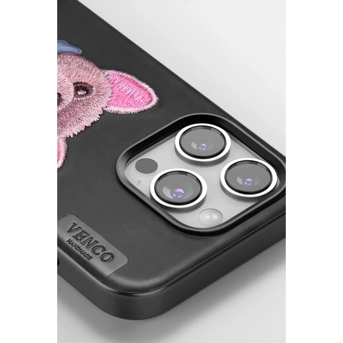 Cute Desenli Kapak - iPhone 16 Pro Max ile Uyumlu, Siyah Dikişli Köpek Figürlü TPU Kılıf Fiyatı, Yorumları ve Özellikleri