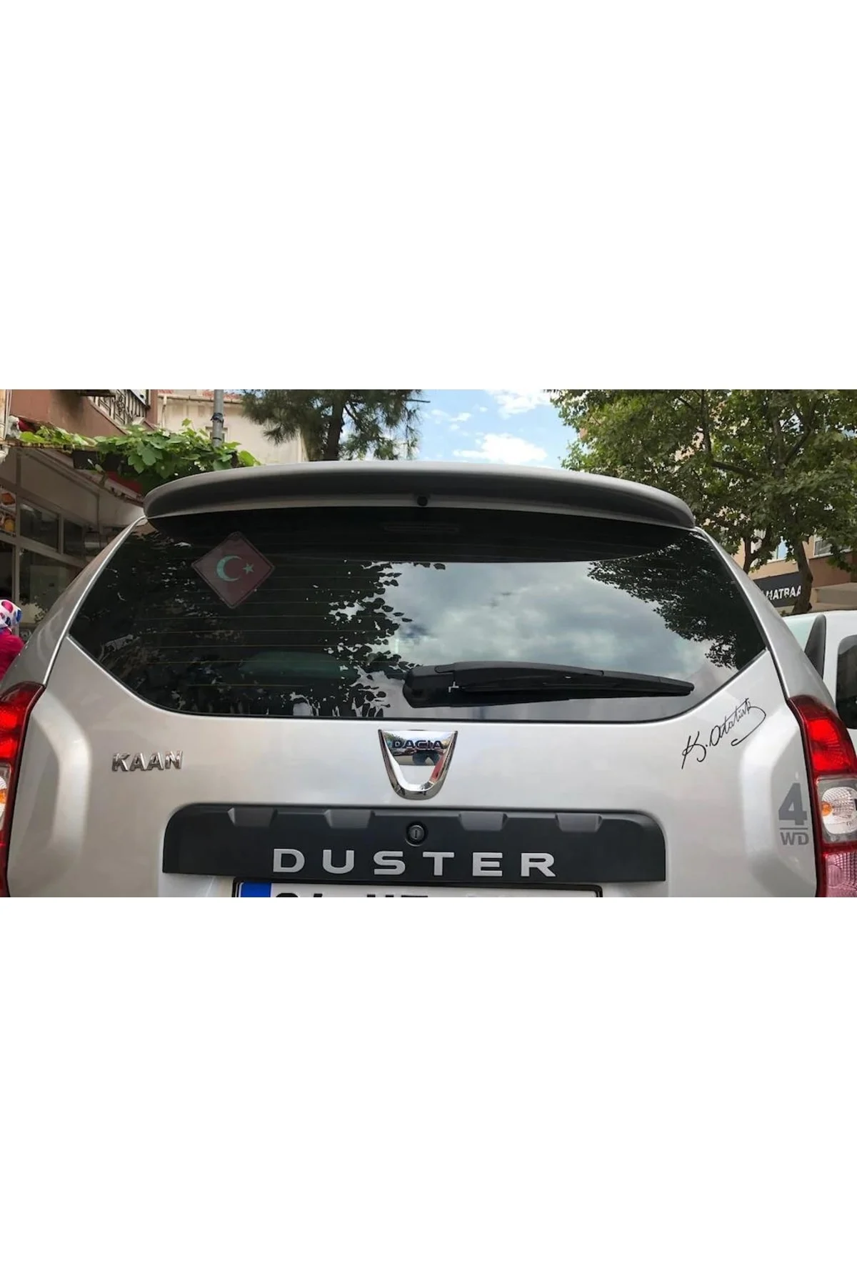 Dacia Duster 2010-2017 Gri Spoiler Dacia Duster 2010-2017 Gri Spoiler