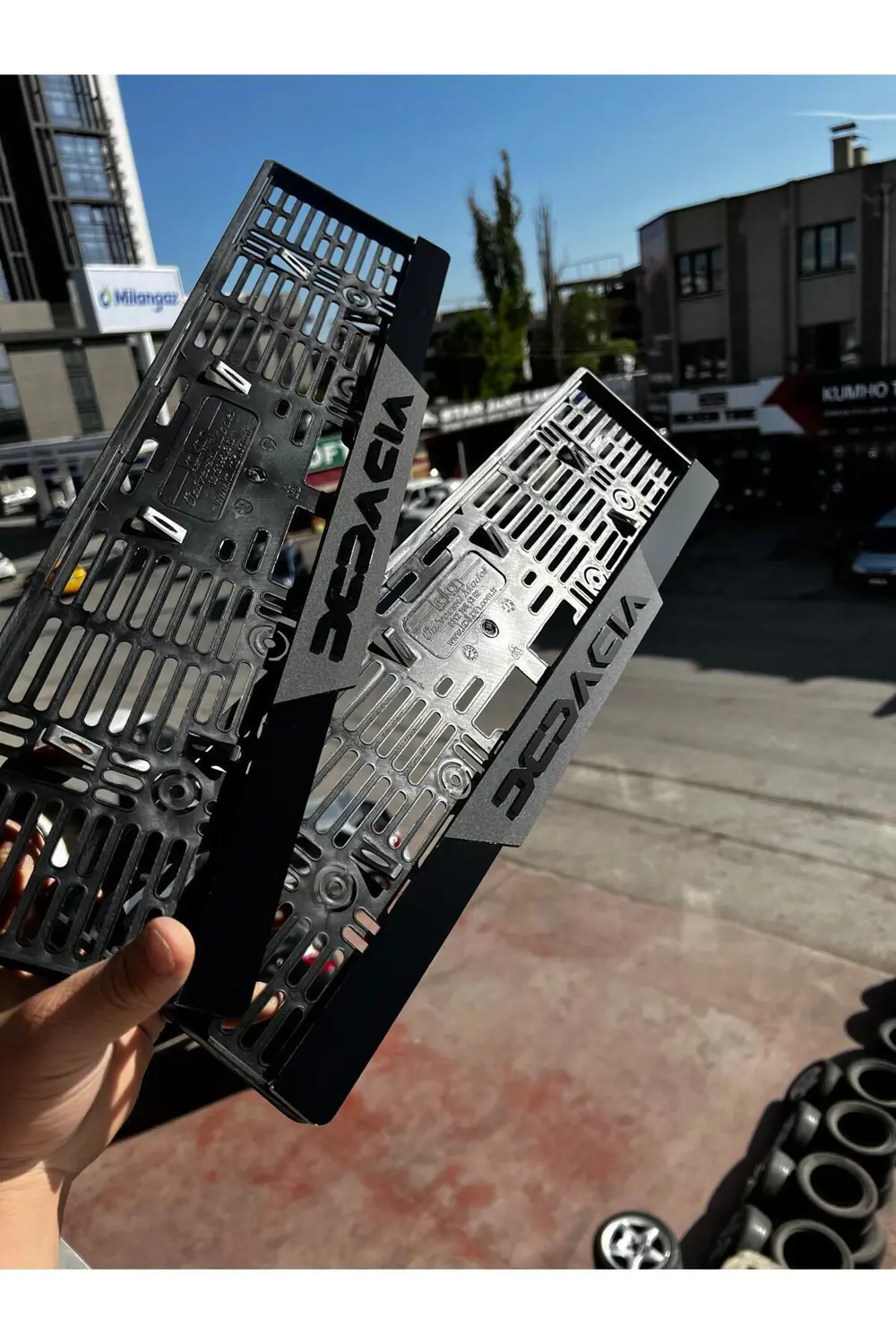 DACIA MAT Pleksi Plakalık (1TAKIM,2,ADET) Uyumlu