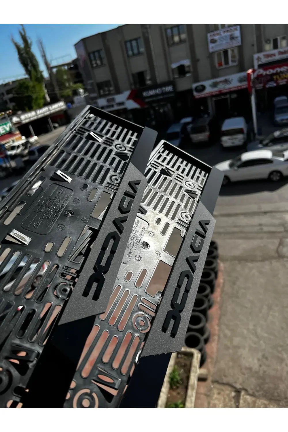 DACIA MAT Pleksi Plakalık (1TAKIM,2,ADET) Uyumlu