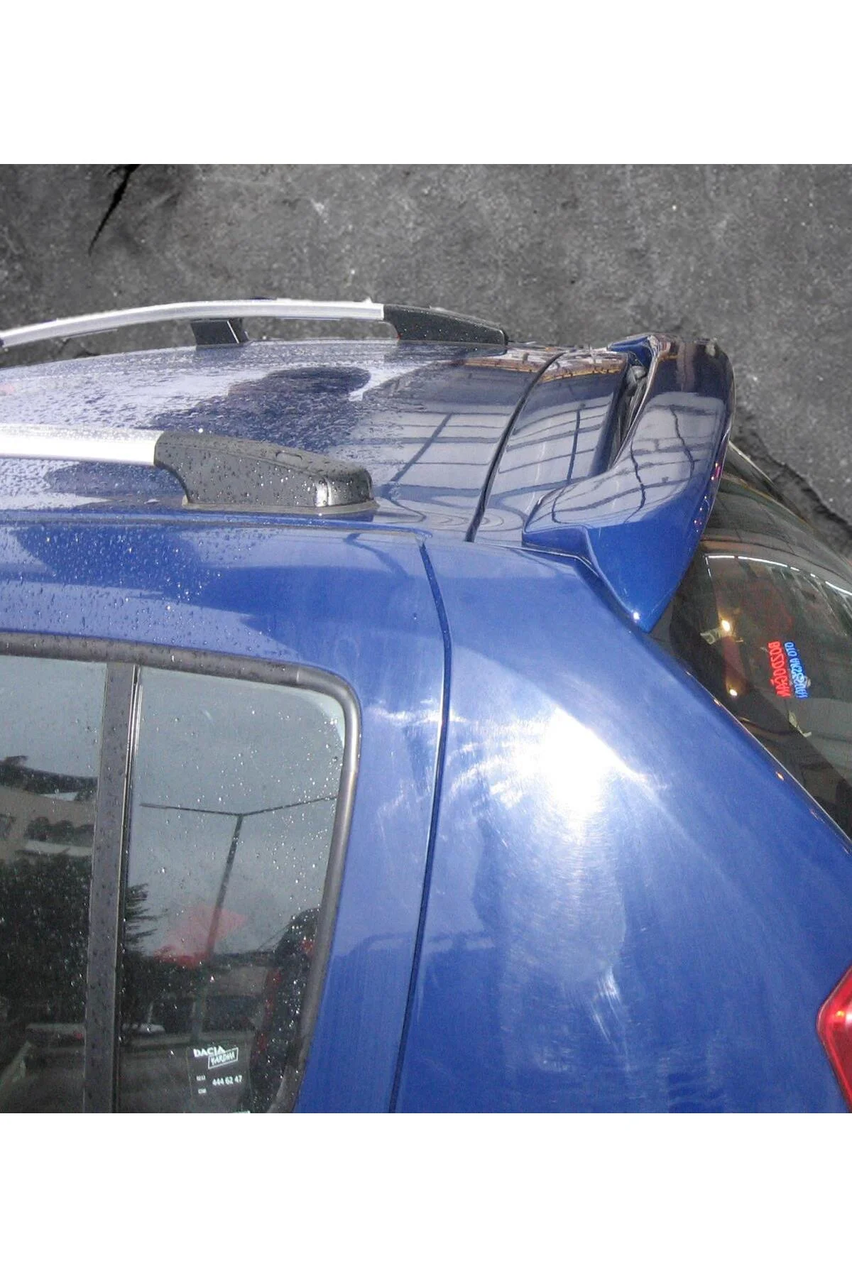Dacia Sandero 2009-2013 Uyumlu Astarlı Spoiler