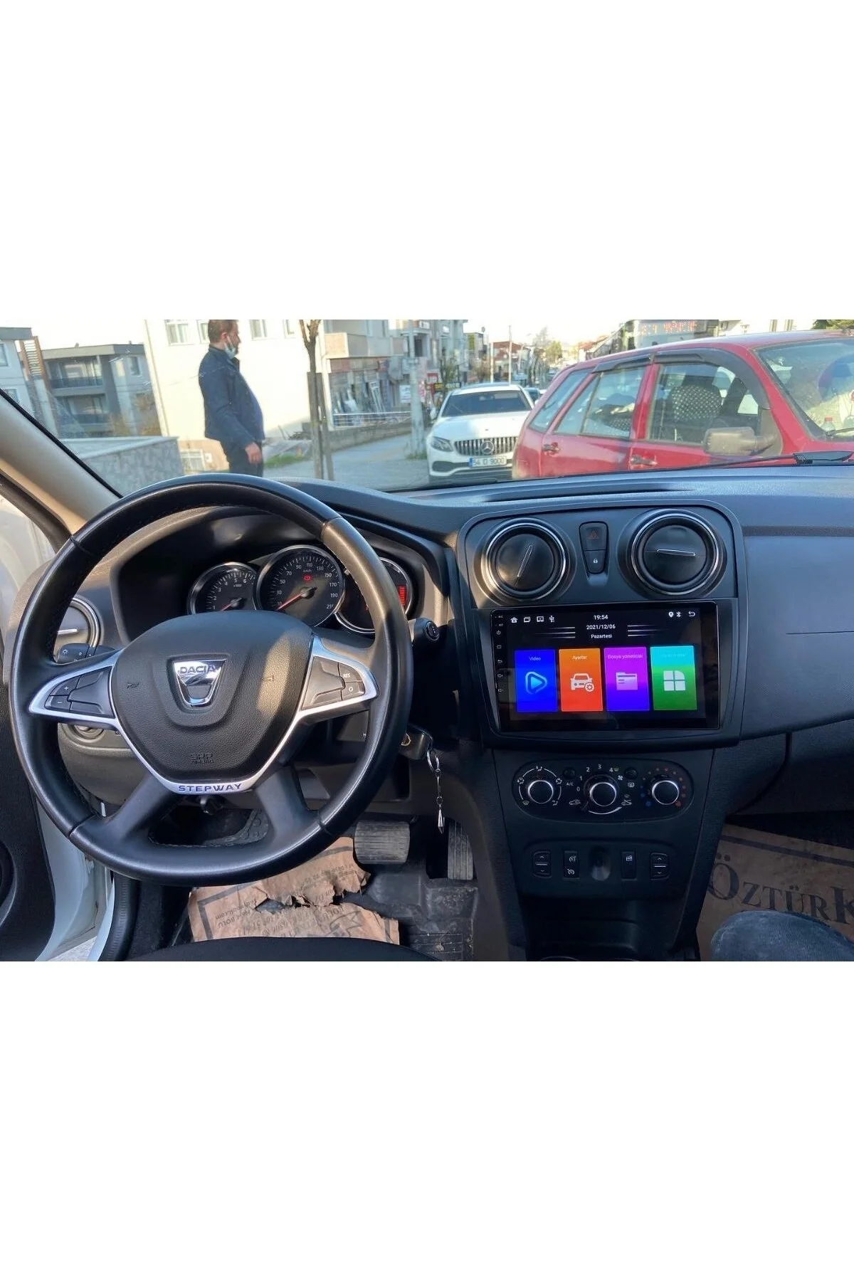 DACIA SANDERO Uyumlu ANDROİD 2-32 MULTİMEDYA CARPLAY-KAMERA-IPS EKRAN