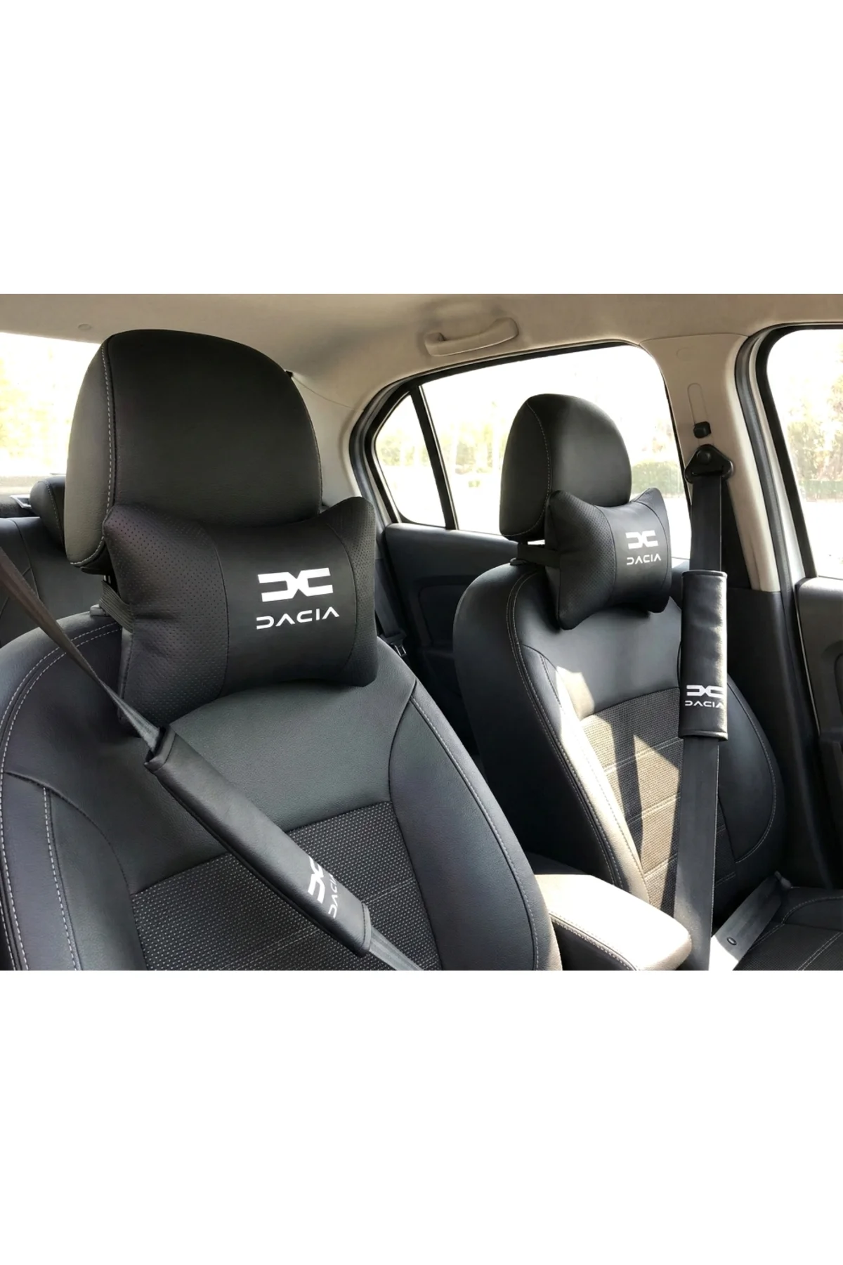Dacia Yeni Logolu Oto Boyun Yastığı & Emniyet Kemer Pedi Seti | Siyah Deri | Nakışlı Dacia Yeni Logolu Oto Boyun Yastığı & Emniyet Kemer Pedi Seti | Siyah Deri | Nakışlı - Görsel 2