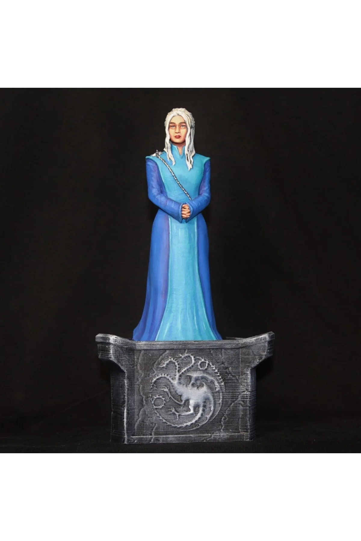 Daenerys Targaryen Game Of Thrones Boyalı Figür 25 cm