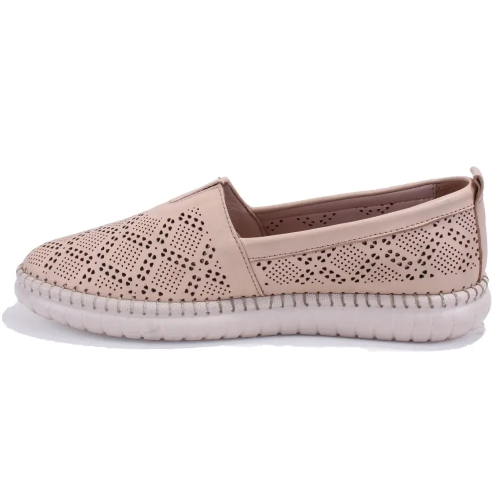 Dagoster DZA07-1236031 Bej Ortopedik Günlük Deri Kadın Ayakkabı Dagoster DZA07-1236031 Bej Ortopedik Günlük Deri Kadın Ayakkabı