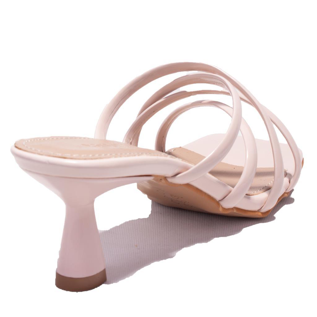 Dagoster Dza07-1221034 Bej Rugan Klasik Topuklu Kadın Terlik Dagoster Dza07-1221034 Bej Rugan Klasik Topuklu Kadın Terlik