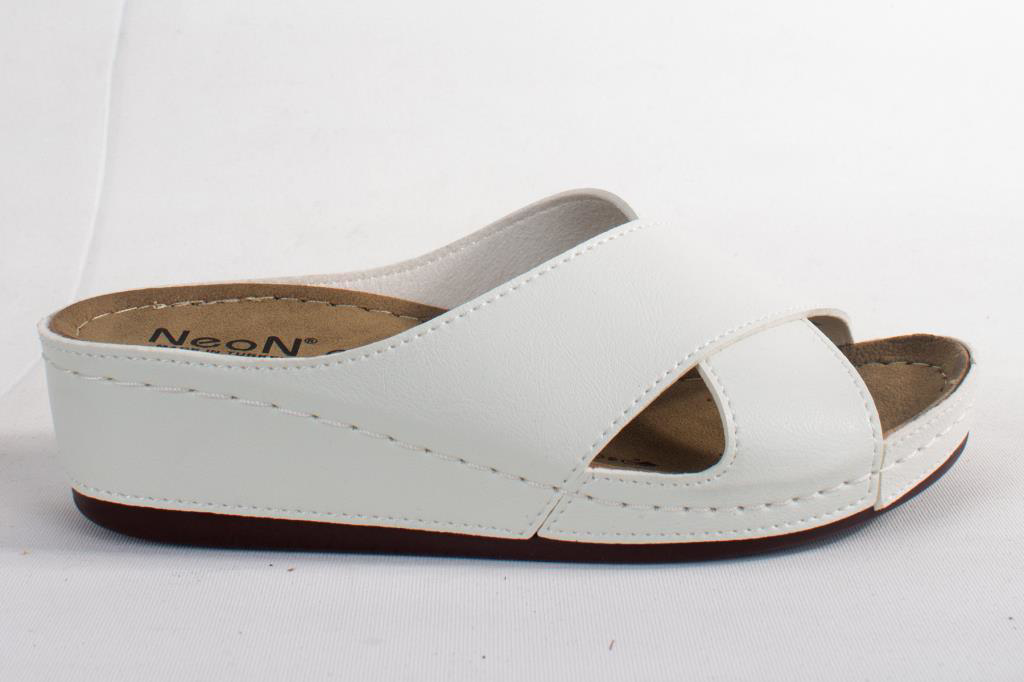 Dagoster Dza37-1802 Beyaz Günlük Ortopedik Kadın Terlik Dagoster Dza37-1802 Beyaz Günlük Ortopedik Kadın Terlik