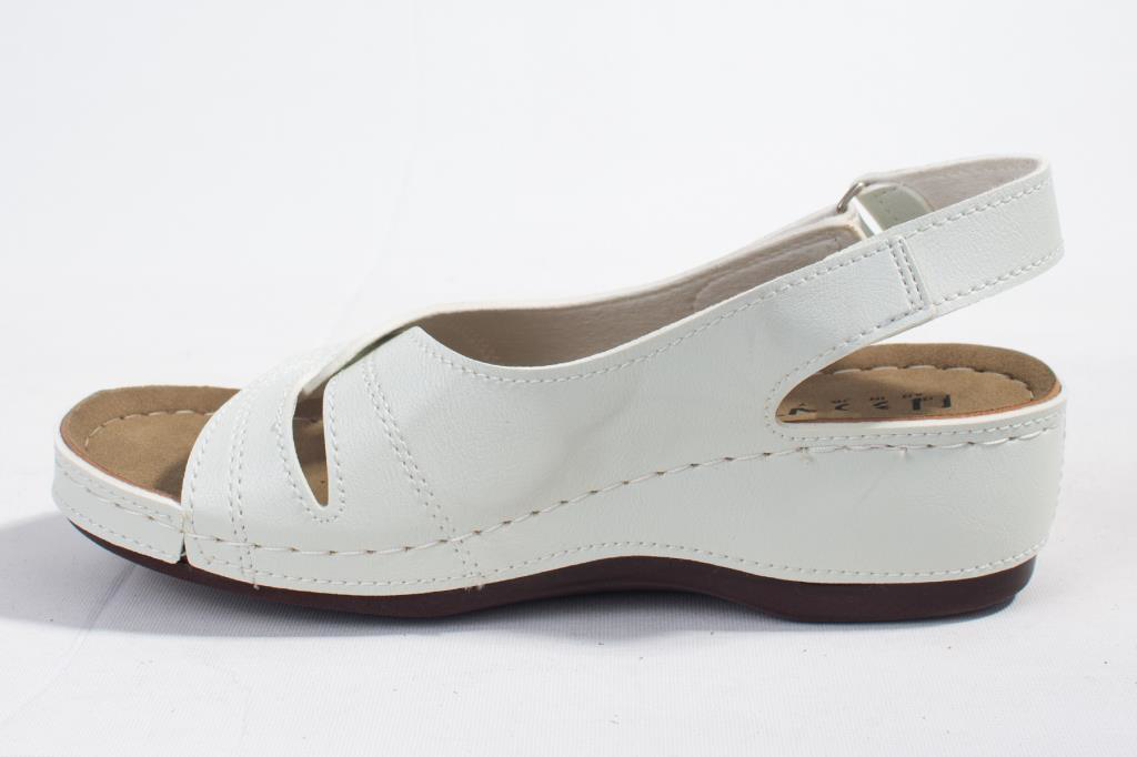 Dagoster  Dza37-1817 Beyaz Günlük Ortopedik Kadın Sandalet