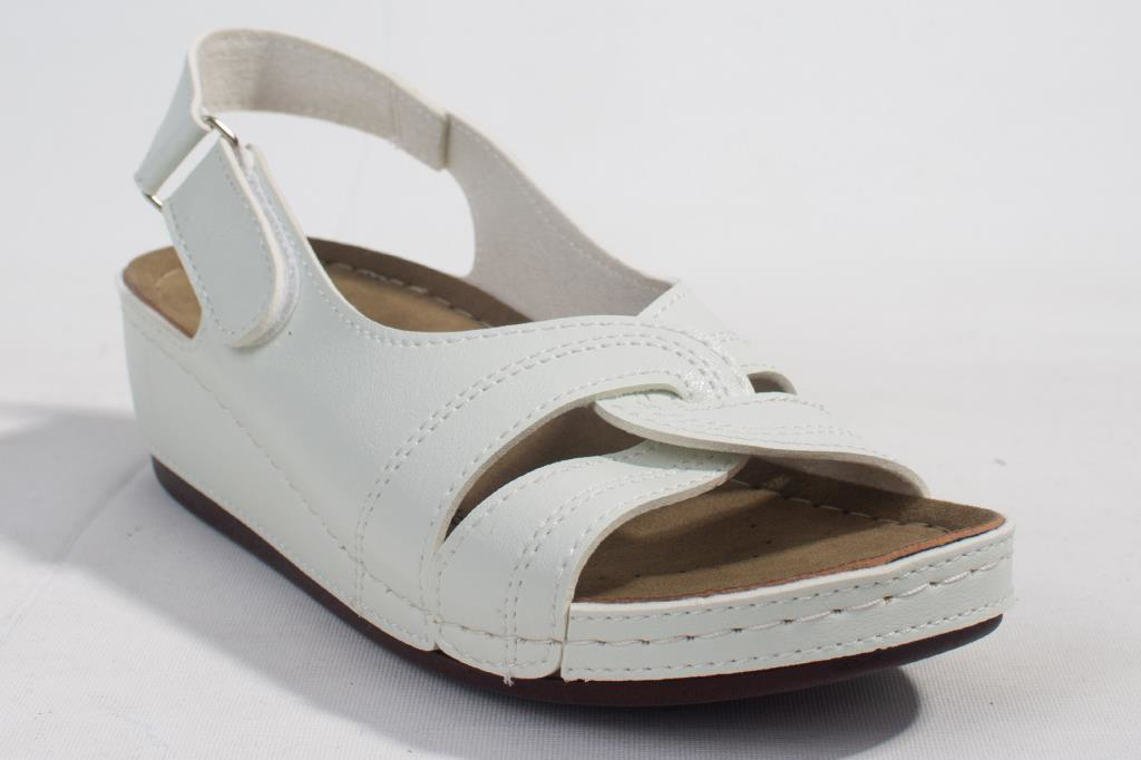 Dagoster  Dza37-1817 Beyaz Günlük Ortopedik Kadın Sandalet