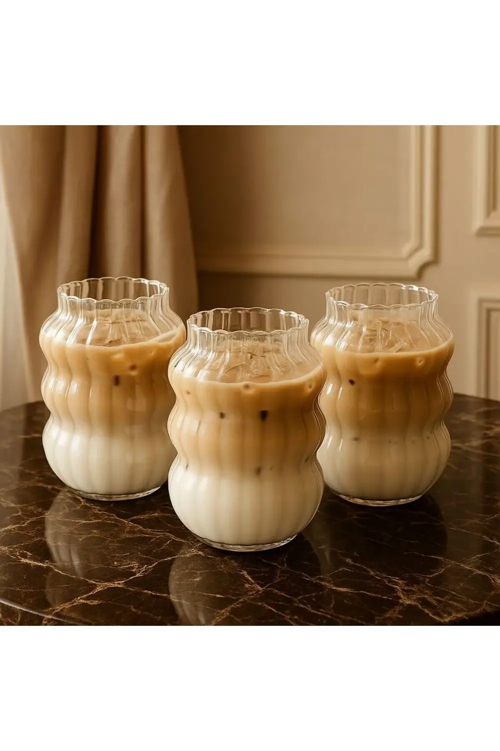 Dalgalı Desenli Şeffaf Cam Bardak 3’lü Set – Soğuk ve Sıcak İçece