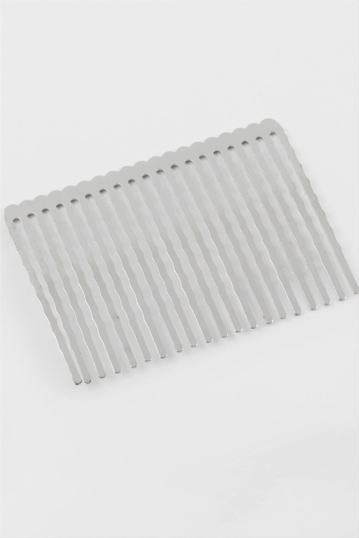 Dalgalı Metal Tarak 1 Adet