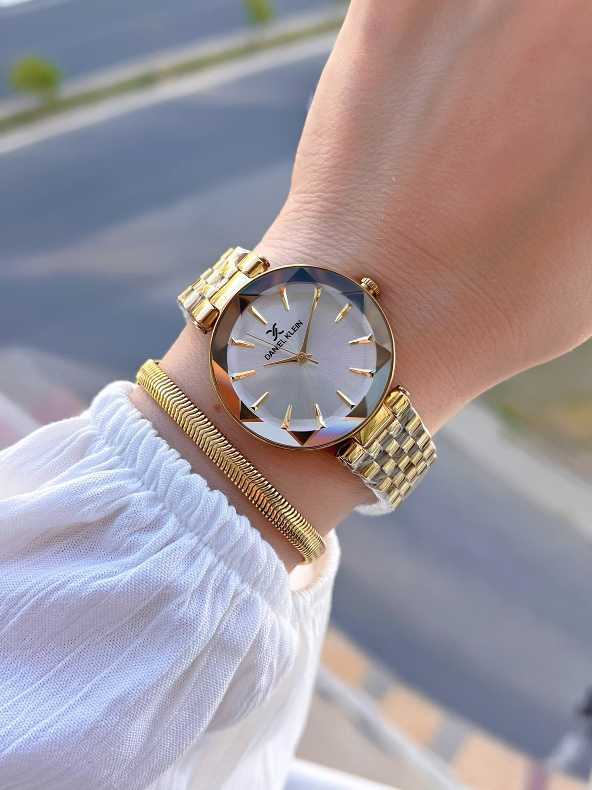 Daniel Klein Özel Kesme Camlı 3 Atm Suya Dayanıklı 2 Yıl Garantil