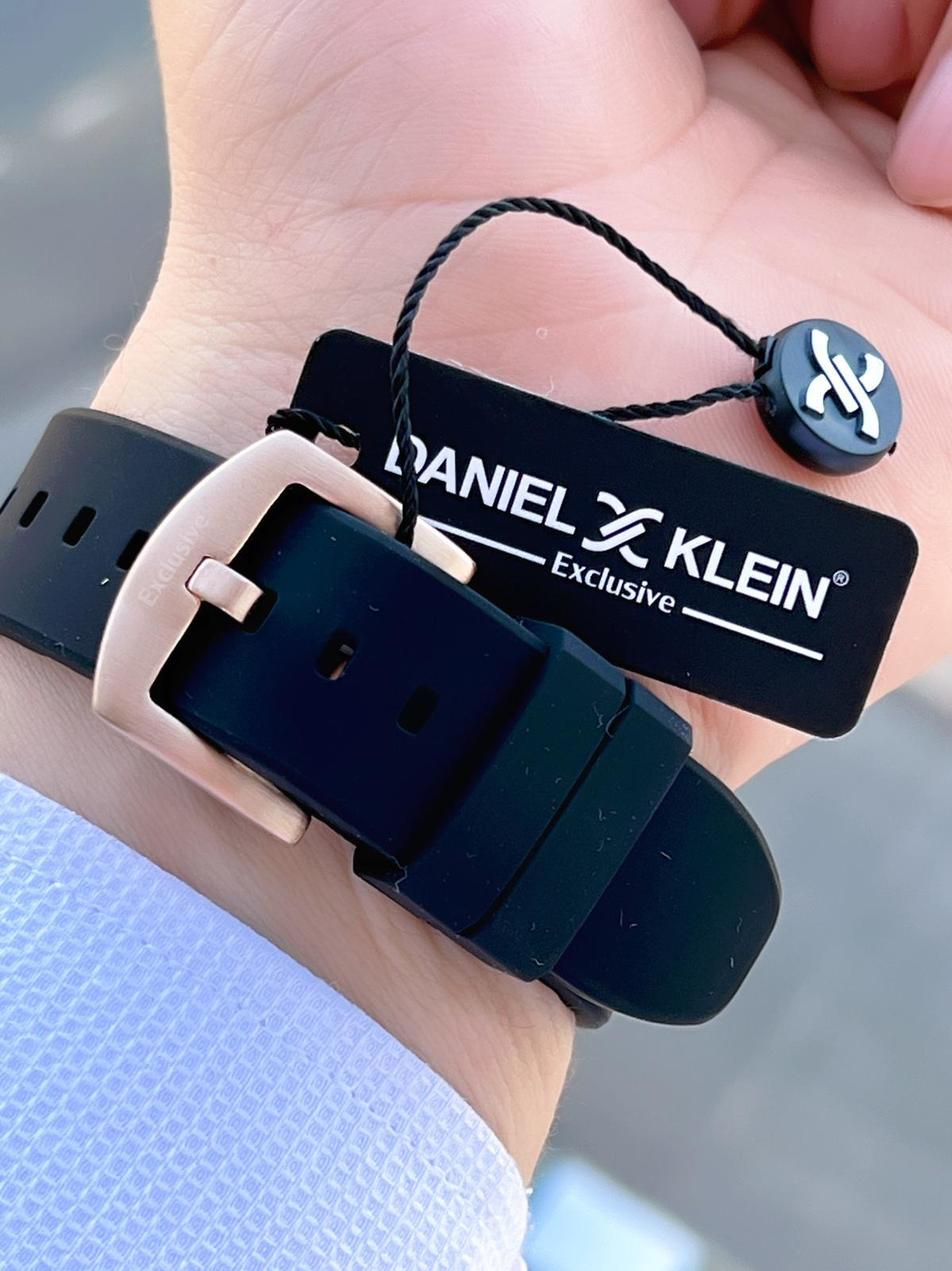 Daniel Klein Silikon Kordon Erkek Kol Saati İç Fonksiyonları Akti