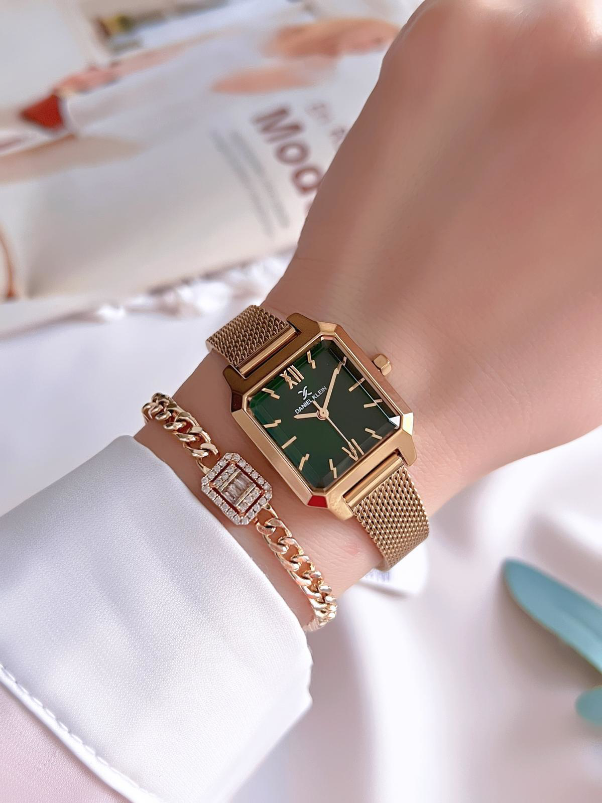 Daniel Klein Spor Hasır Kordon Köşeli Kasa 2 Yıl Garantili Kadın 