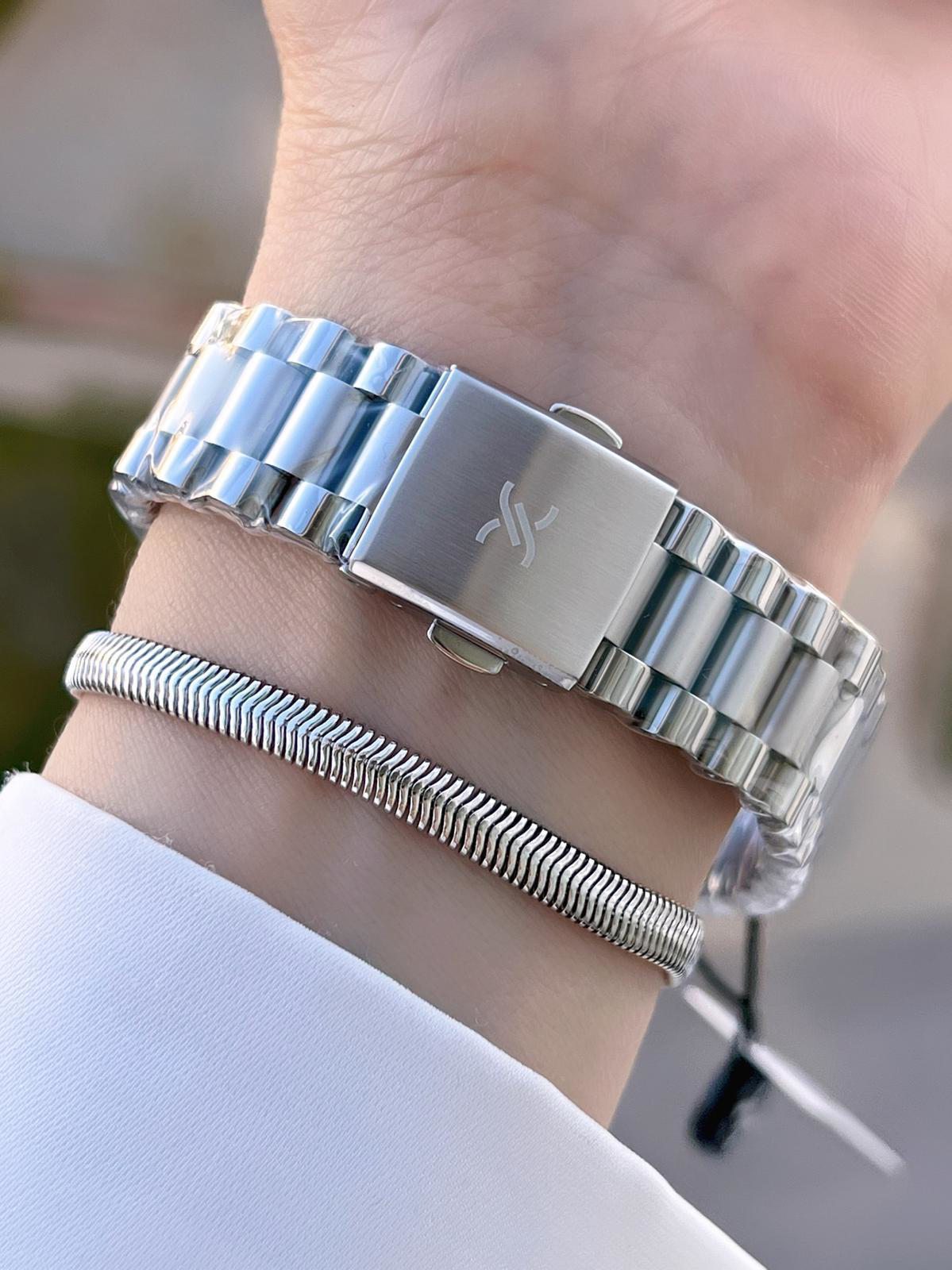 Daniel Klein Taşlı Ve Takvimli Kadran Çelik Kordon 2 Yıl Garantil