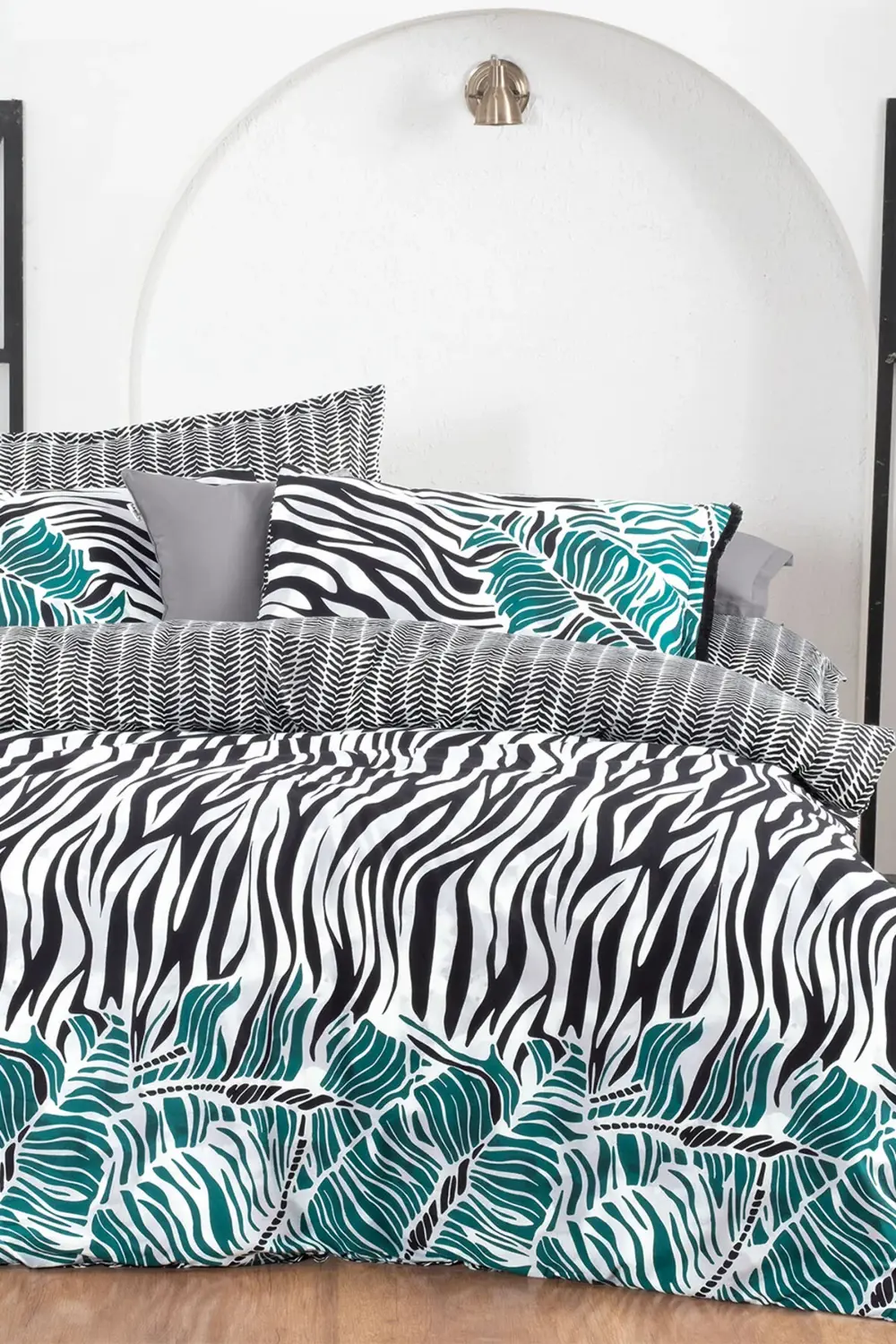 Danio Siyah Tek Kişilik %100 Pamuk Poplin Çift Taraflı Nevresim T