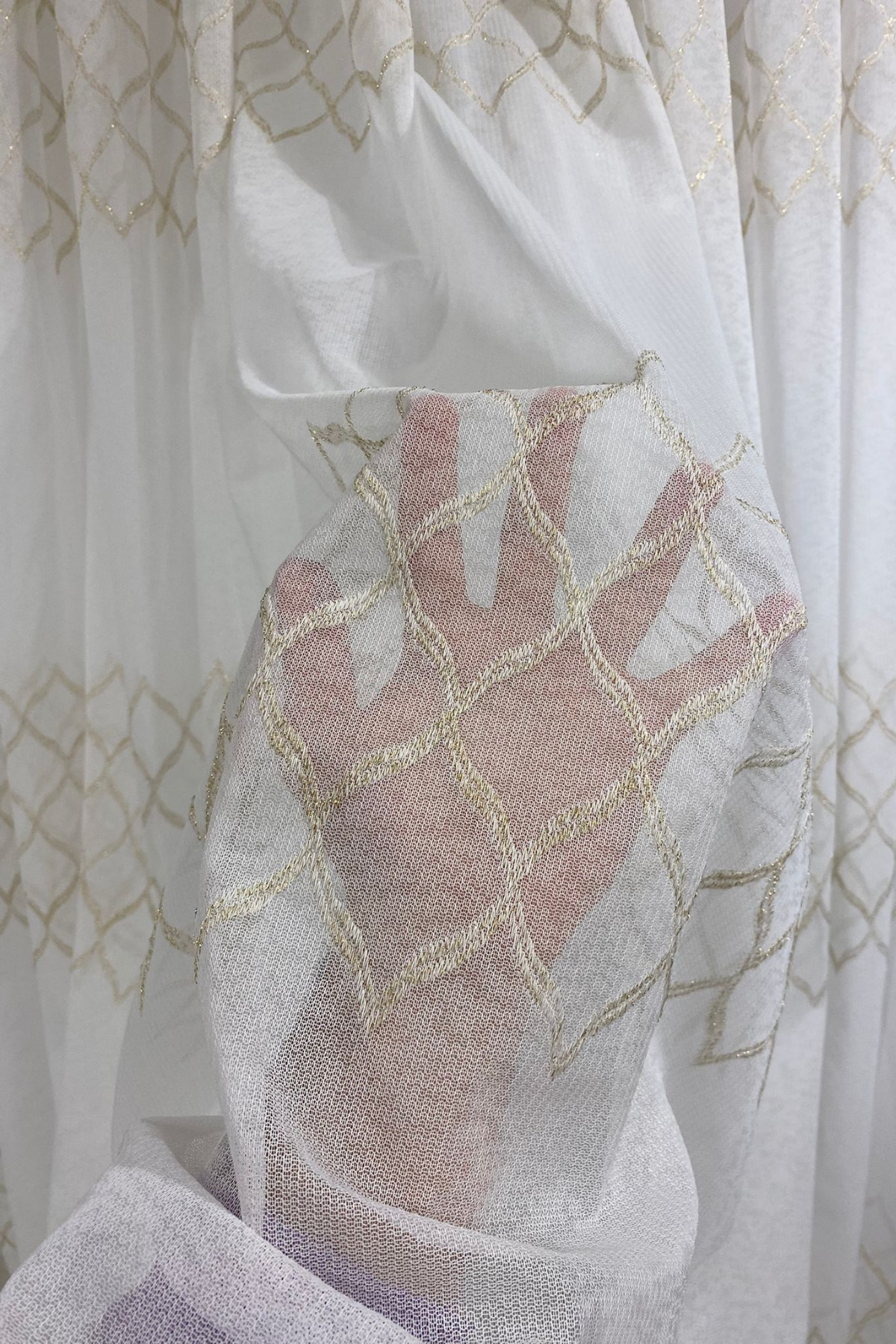 Özgün Home Dantel Belinda Baklava Desenli (1/2,5 Normal Pile) Ekru Tül Perde