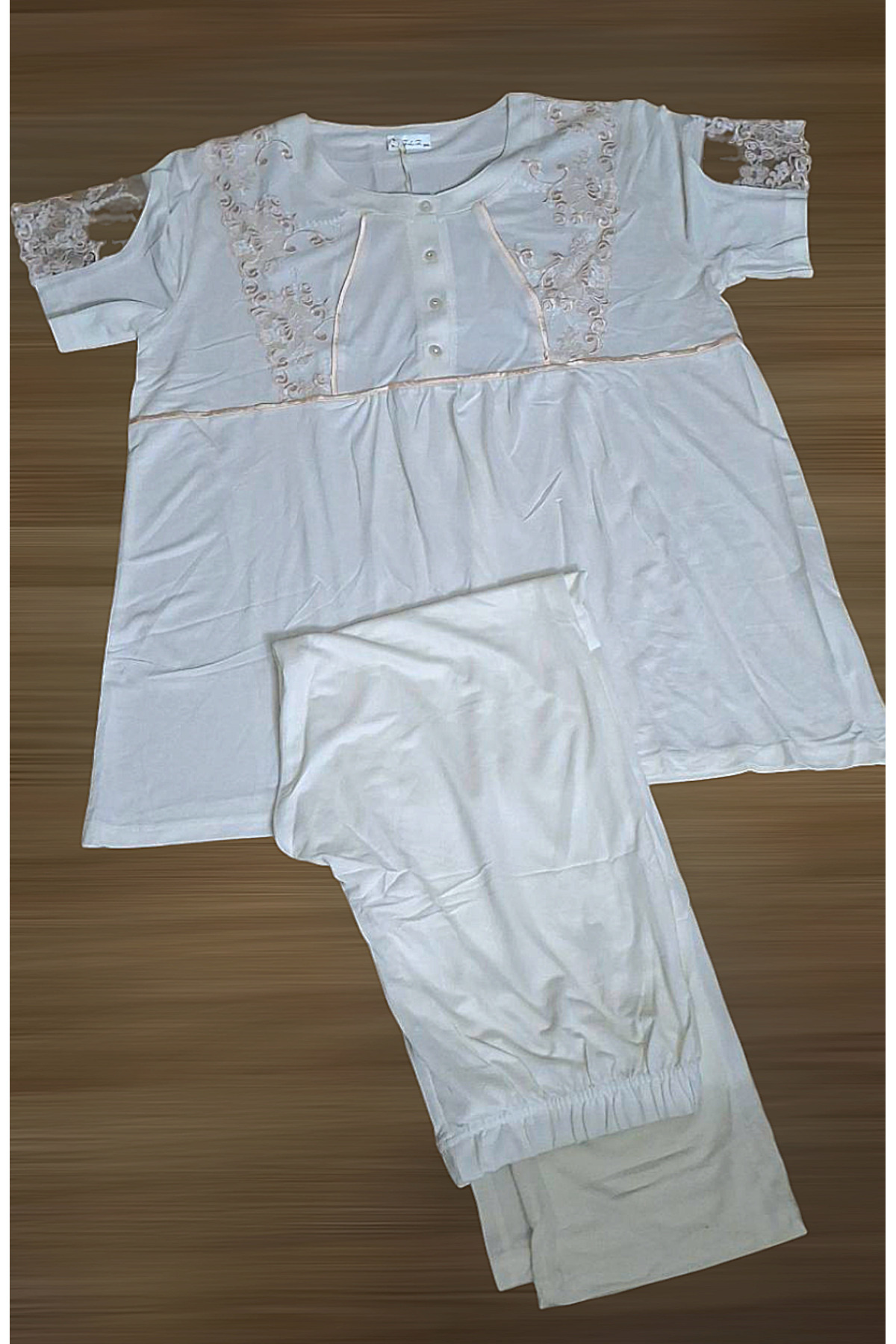 Dantel Detaylı Kısa Kol Kadın Pijama Takımı