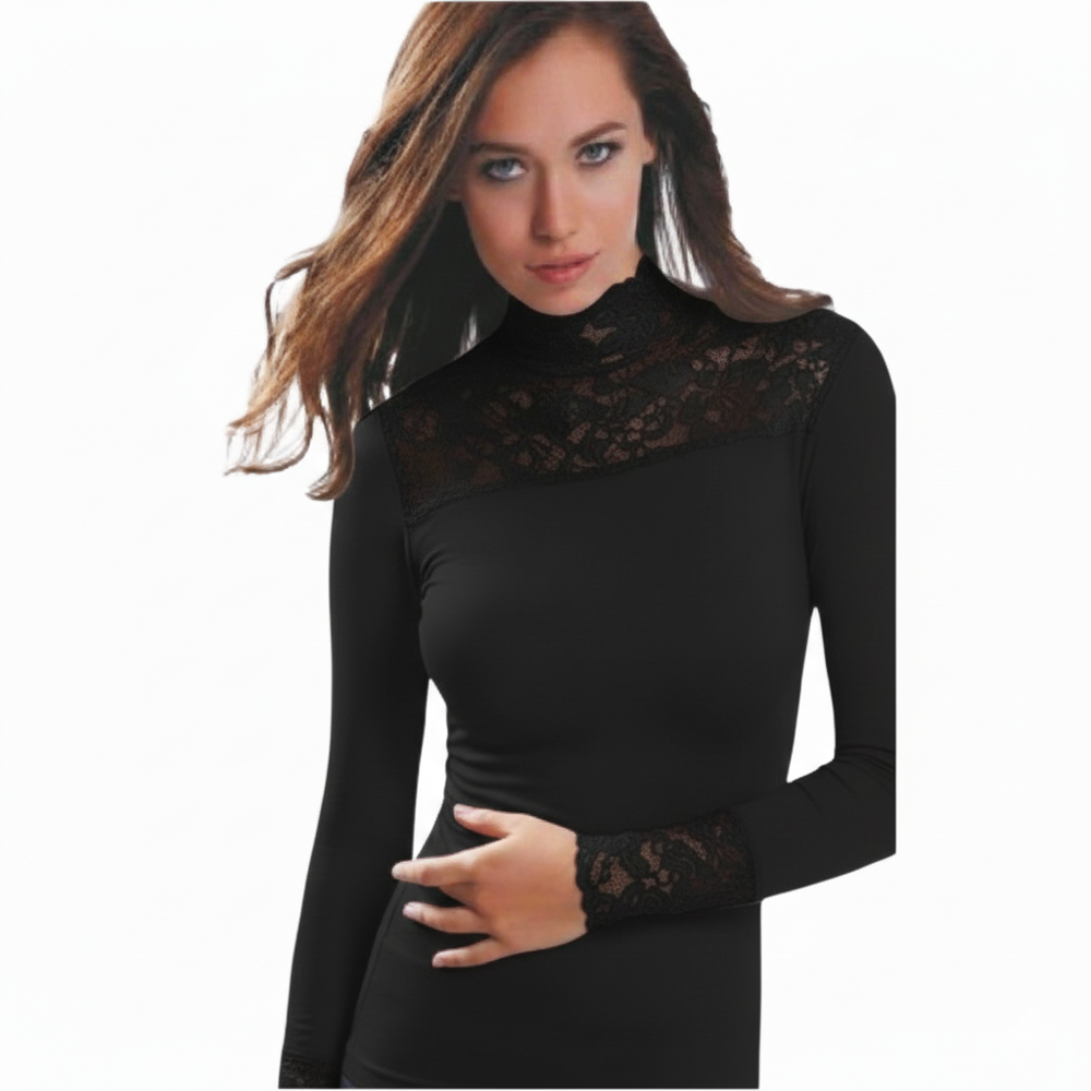 Dantel Detaylı Boğazlı Body