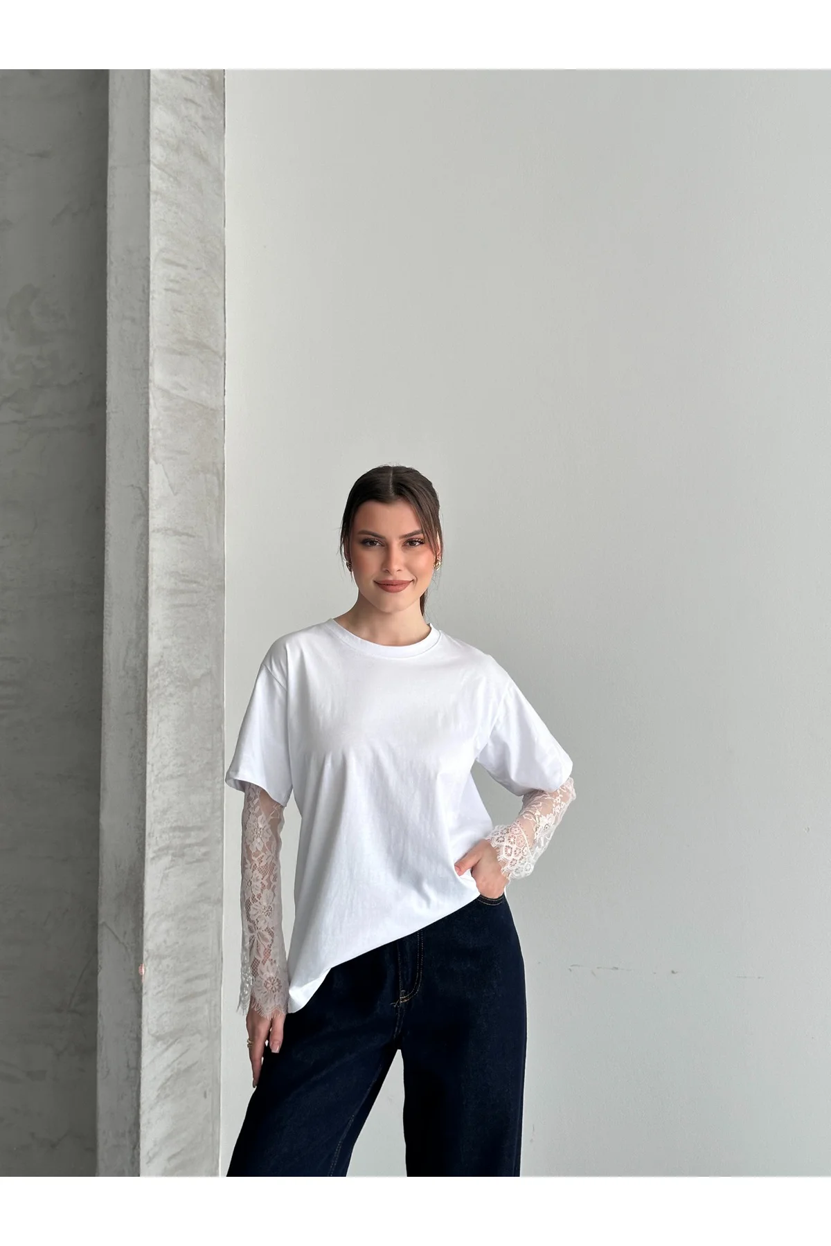 dantel detaylı pamuk kısa kol tshirt