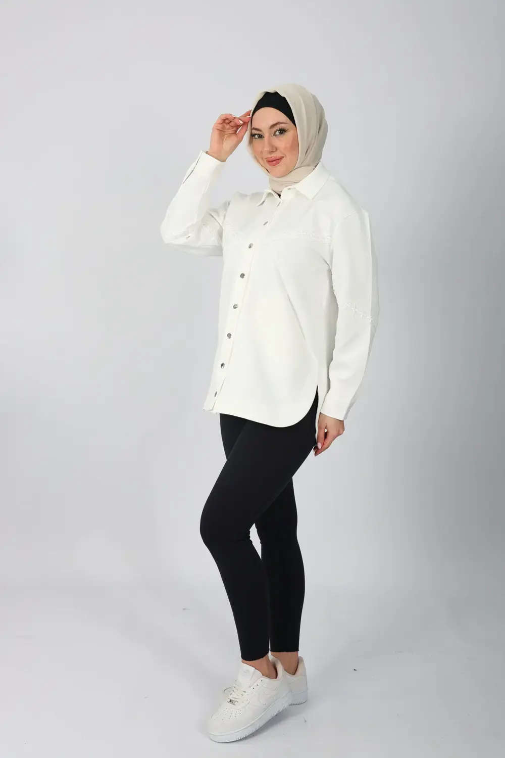 DANTEL ŞERİTLİ ÇITÇIT KAPAMALI SKUBA CEKET