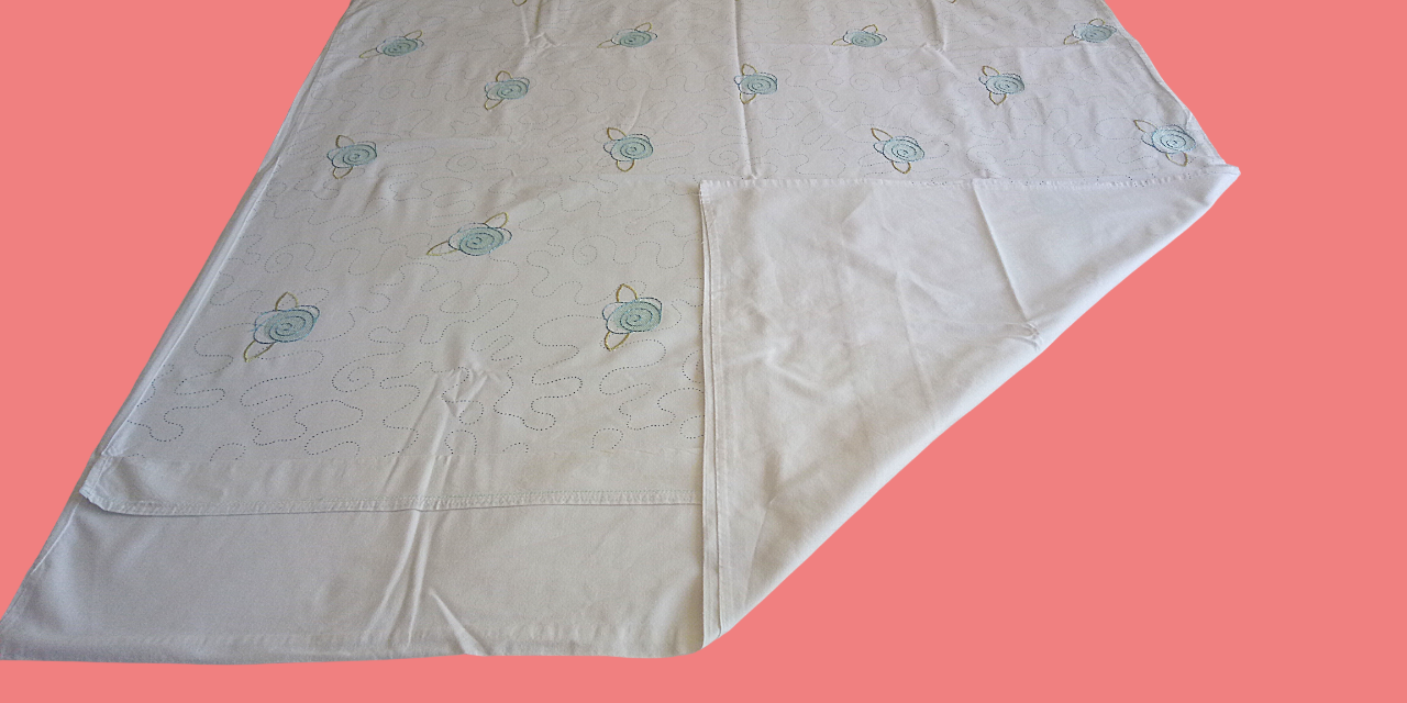   Dantelli Bebek Nevresim Çiçek Desenli 120*105 cm