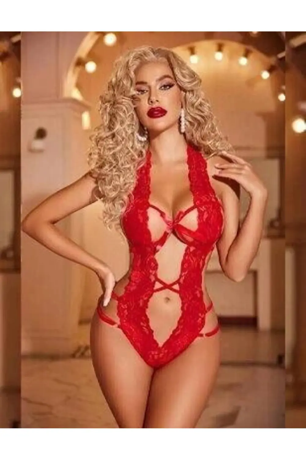 Dantelli Derin Dekolteli Seksi Body