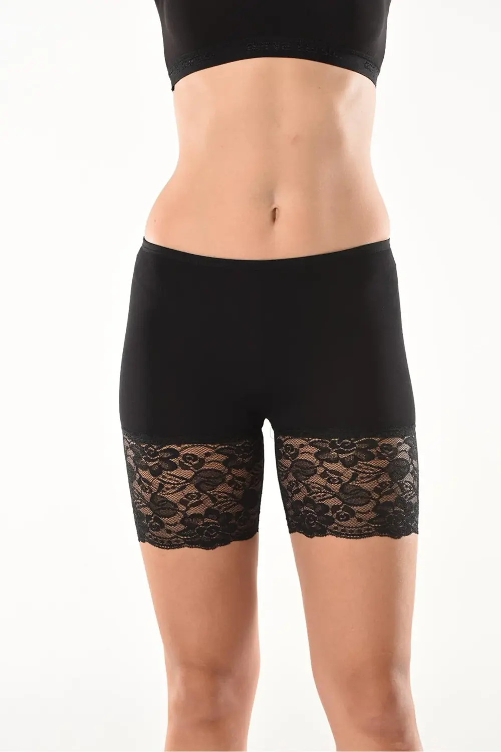 Dantelli Kısa Kadın Şort Tayt 496