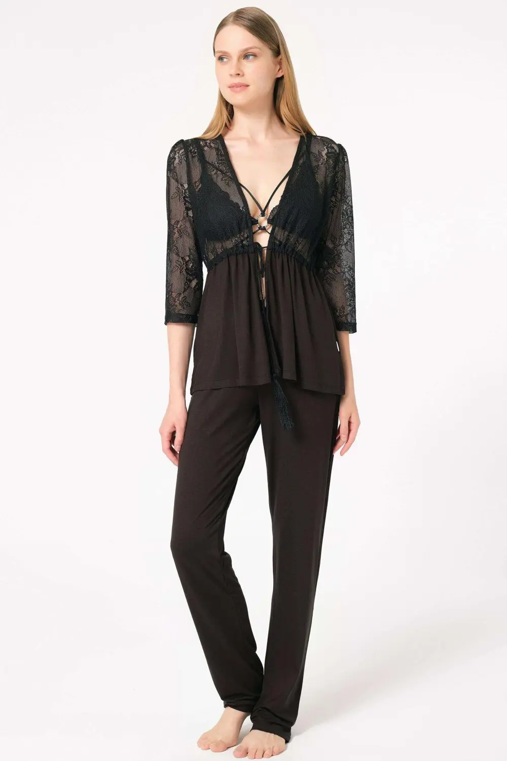 Dantelli Sabahlık Balensiz Desteksiz Dolgusuz Yaka Detaylı Sütyen