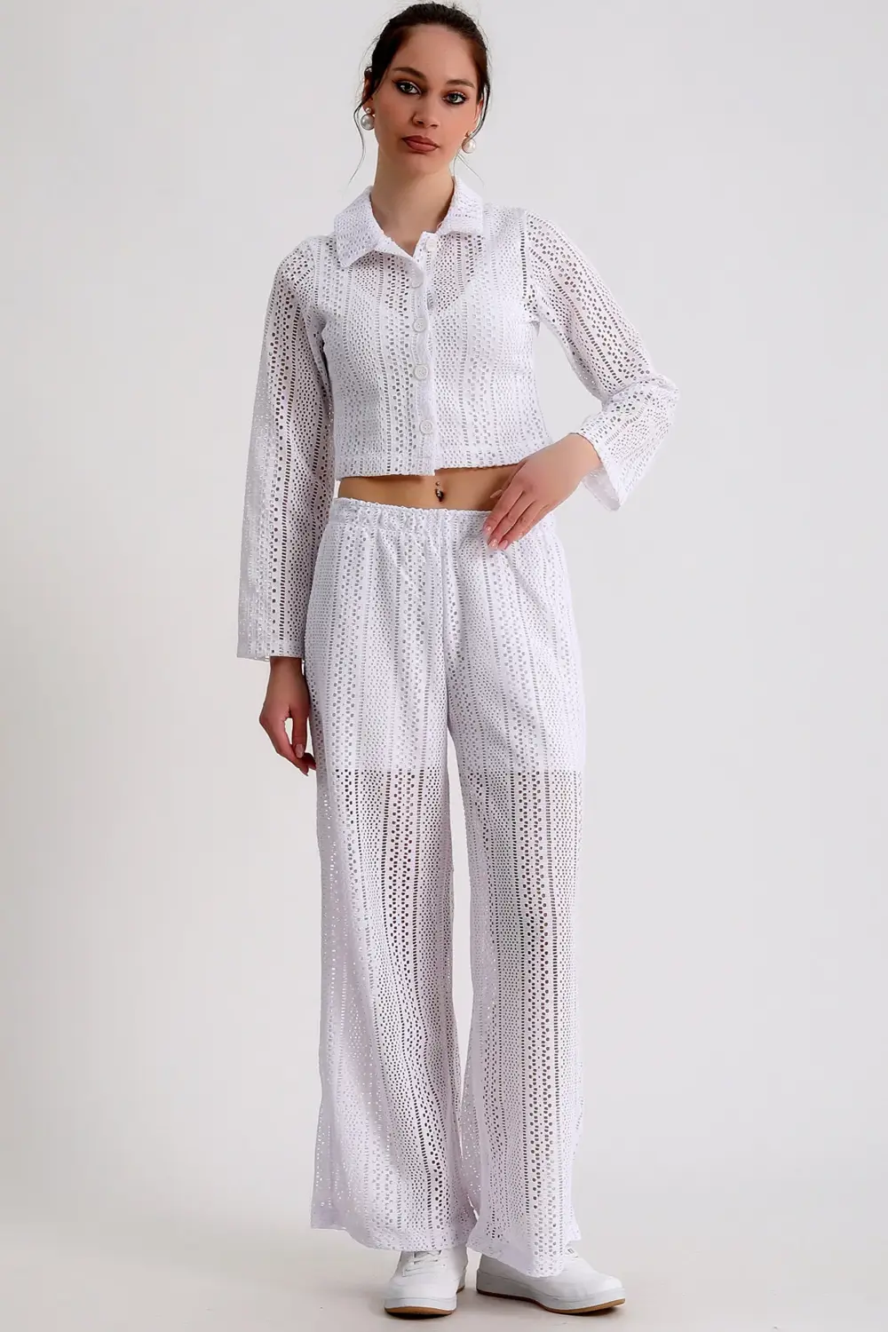 Dantelli Yaka Uzun Kol Crop Gömlek Beli Lastikli İçi Astar Şortlu