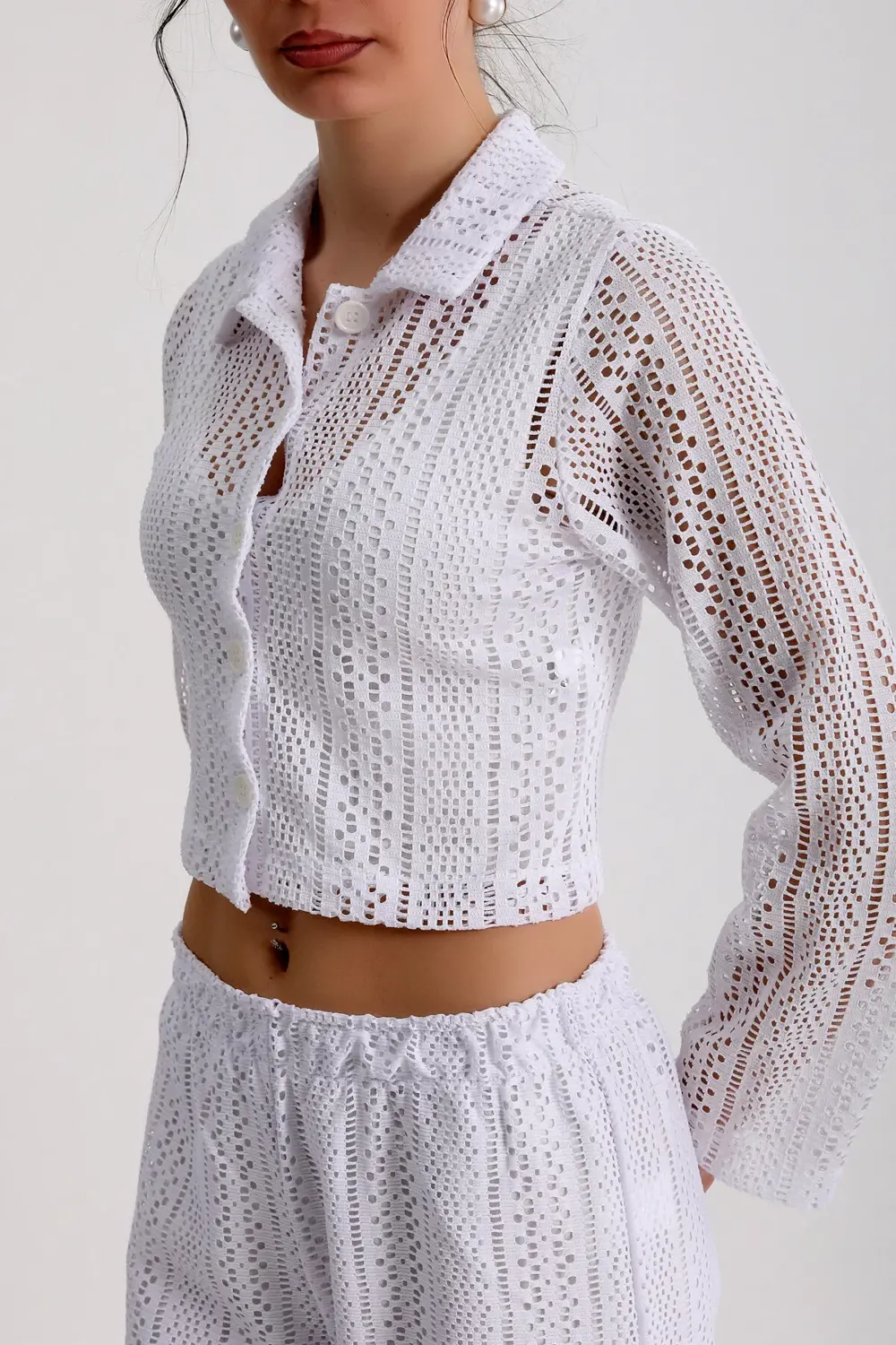 Dantelli Yaka Uzun Kol Crop Gömlek Beli Lastikli İçi Astar Şortlu