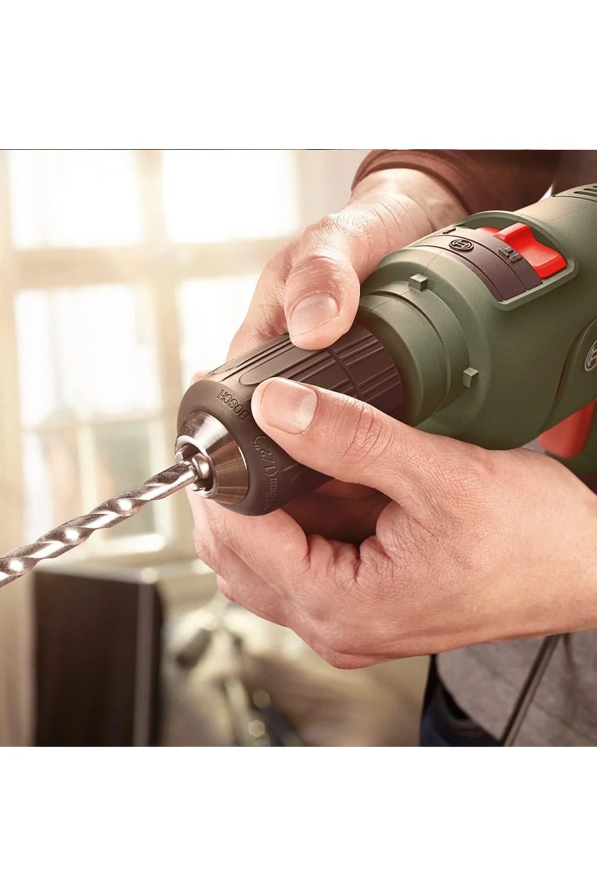 Darbeli Matkap EasyImpact 600, 600 W, Takım Çantası Dahil, Elektr