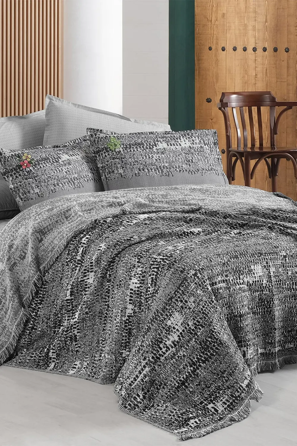 Sarev Darcia Siyah Çift Kişilik %100 Pamuk İpliği Boyalı Pike Takımı