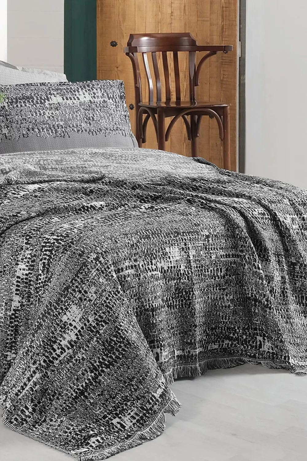 Sarev Darcia Siyah Çift Kişilik %100 Pamuk İpliği Boyalı Pike Takımı