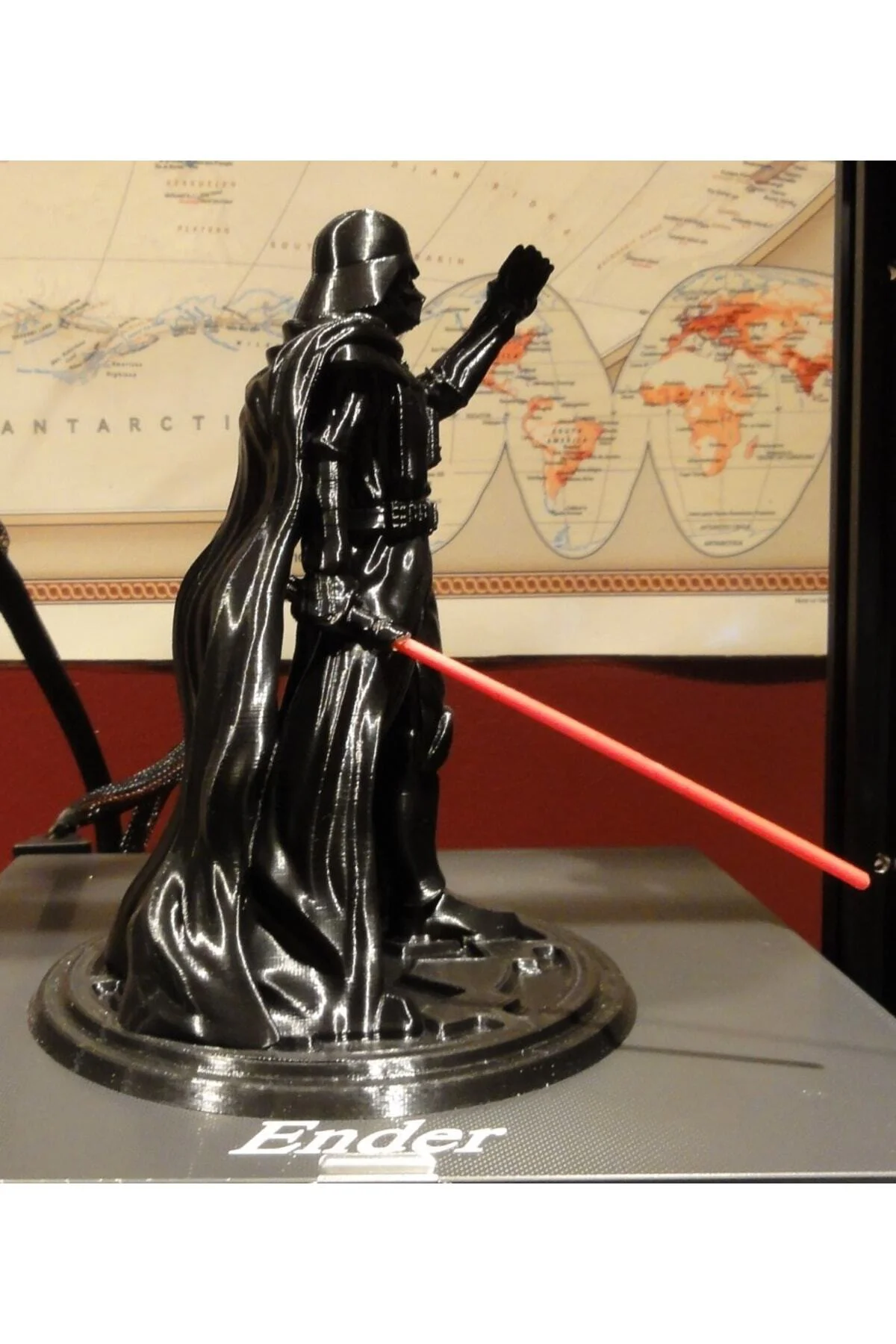 Darth Vader Meydan Okuyor Star Wars Boyalı Figür 23 Cm (büyük Boy)