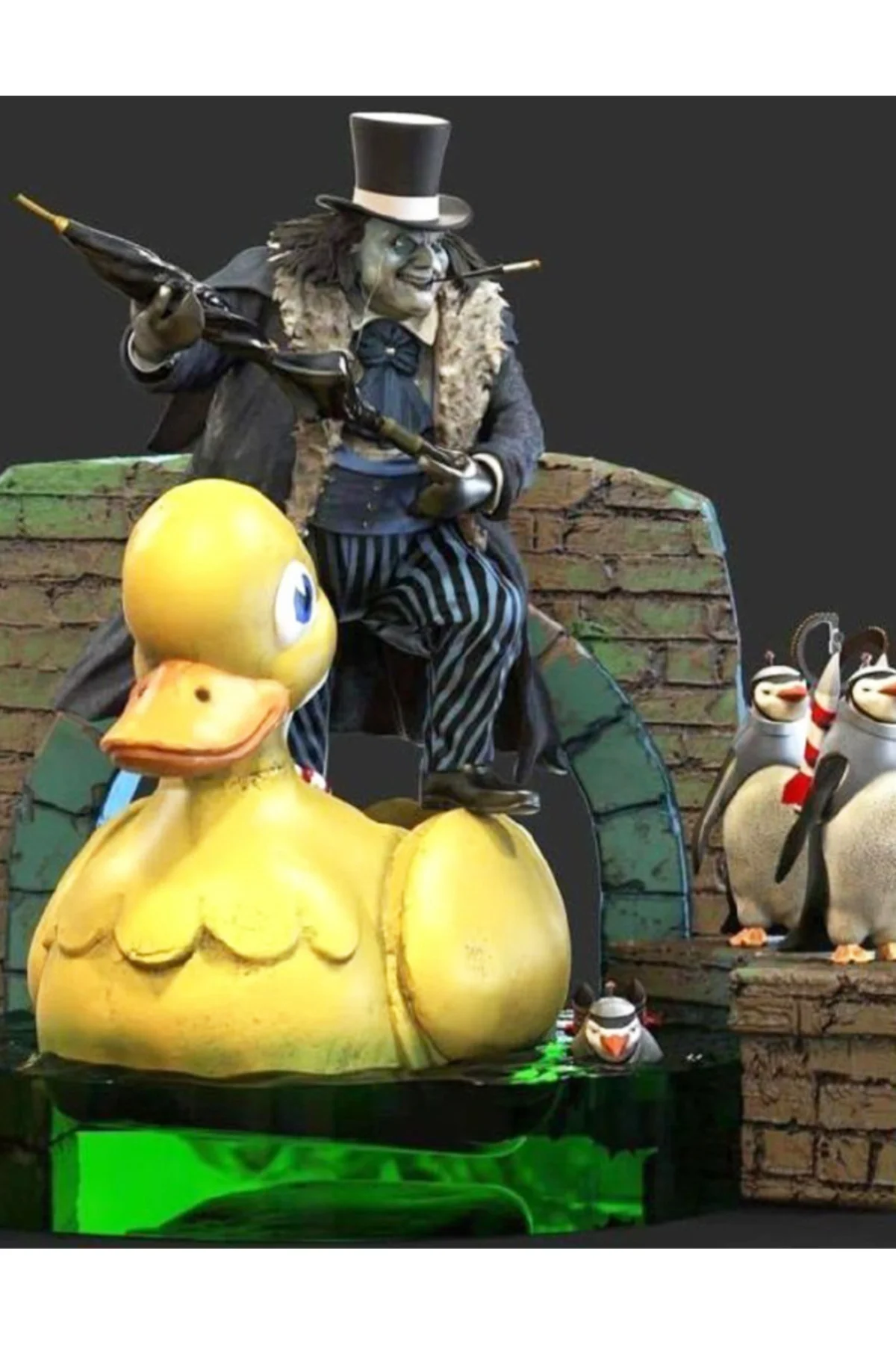 DC Batman Penguin Boyalı Figür Büyük Boy 25CM